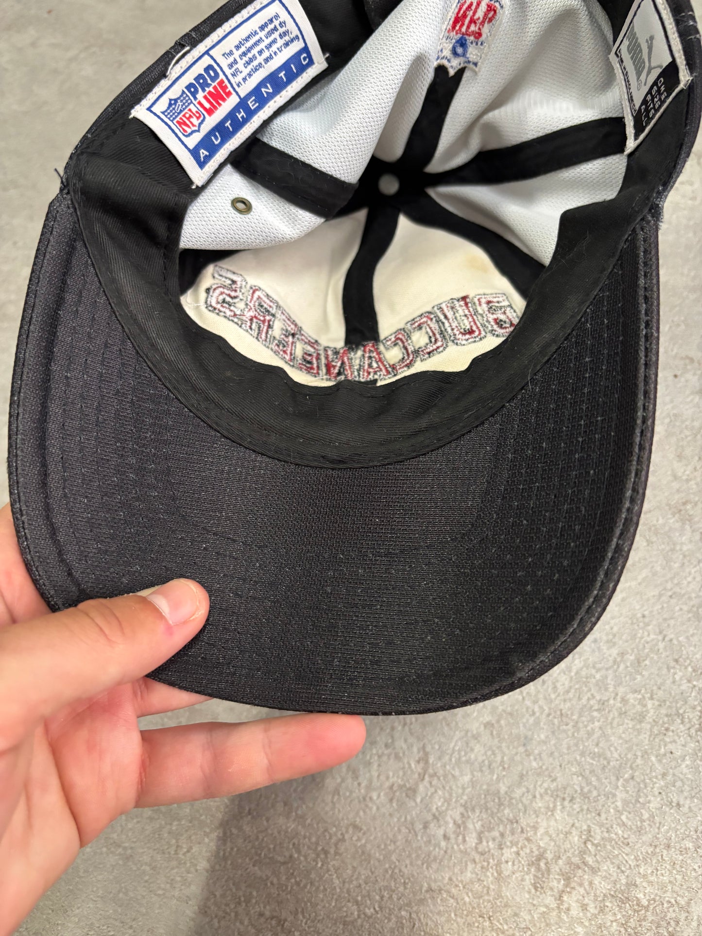 Gorra NFL Puma Irisdescente Buccaneers 00s Vintage