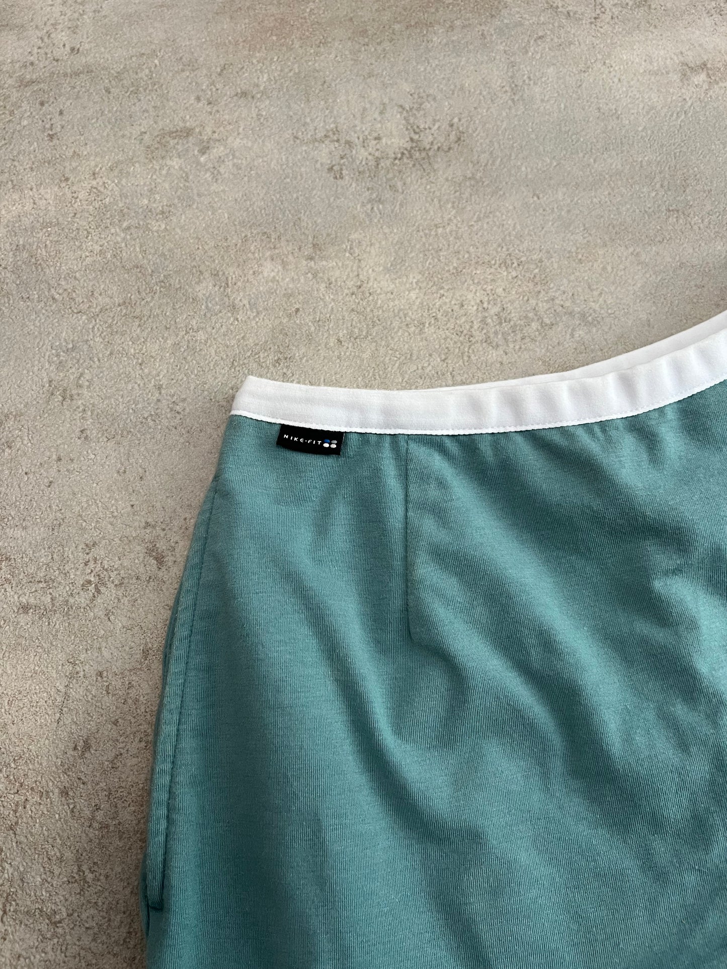 Falda Pantalón Vintage Nike 90’s - S