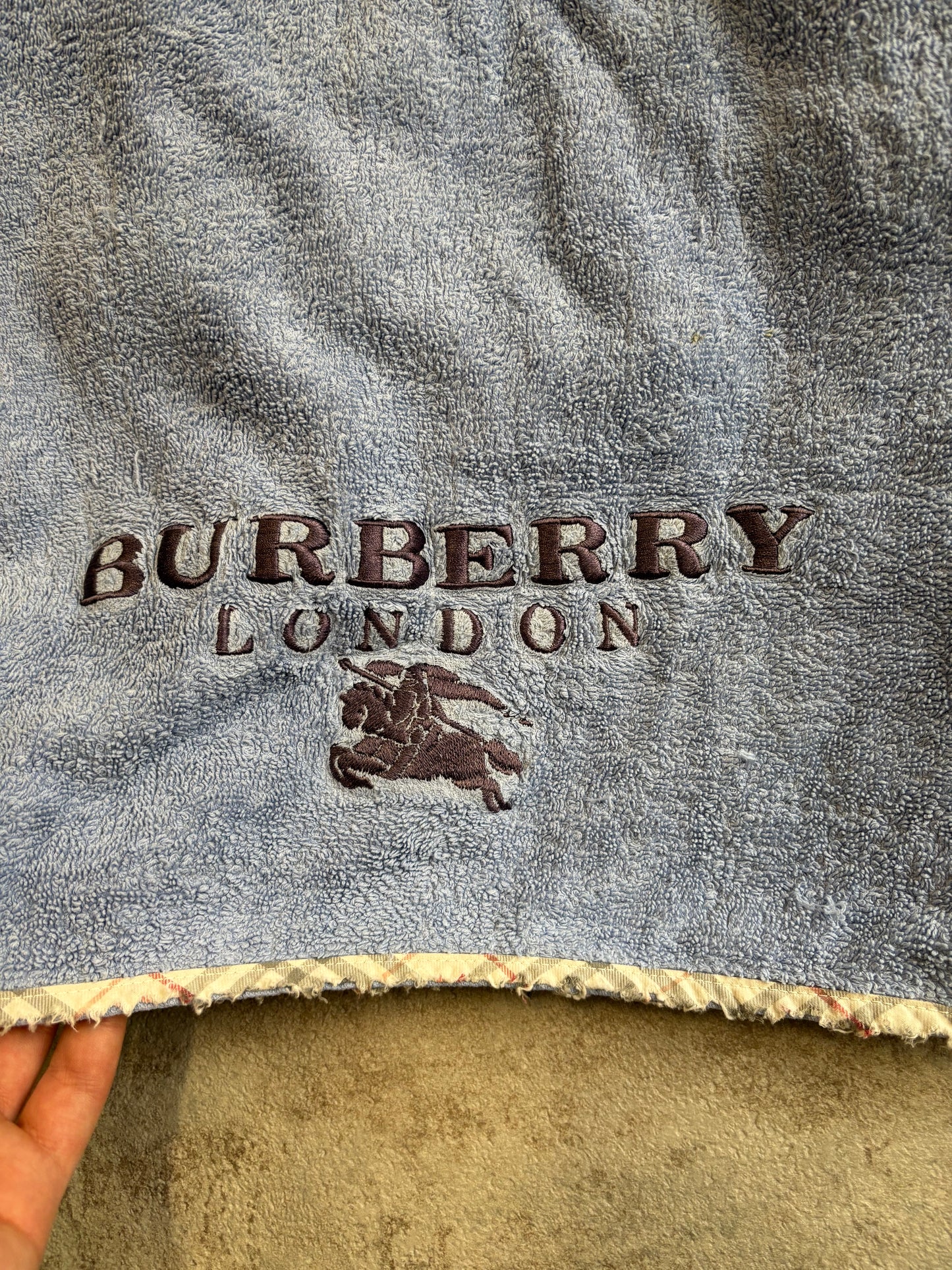 Toalla Burberry 00s ‘Logo Bordado’ Vintage