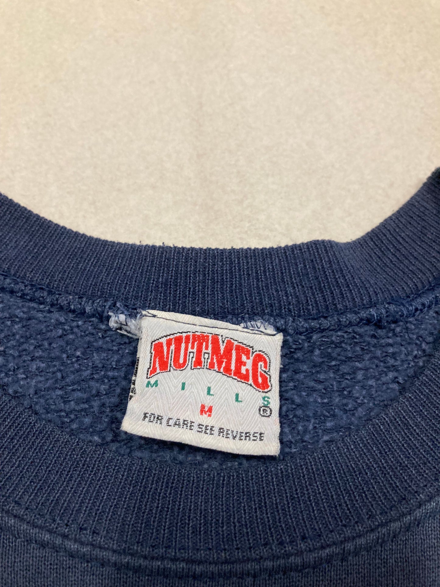 Sudadera Nutmeg Mills New York Yankees 1995 Licensed MLB - M