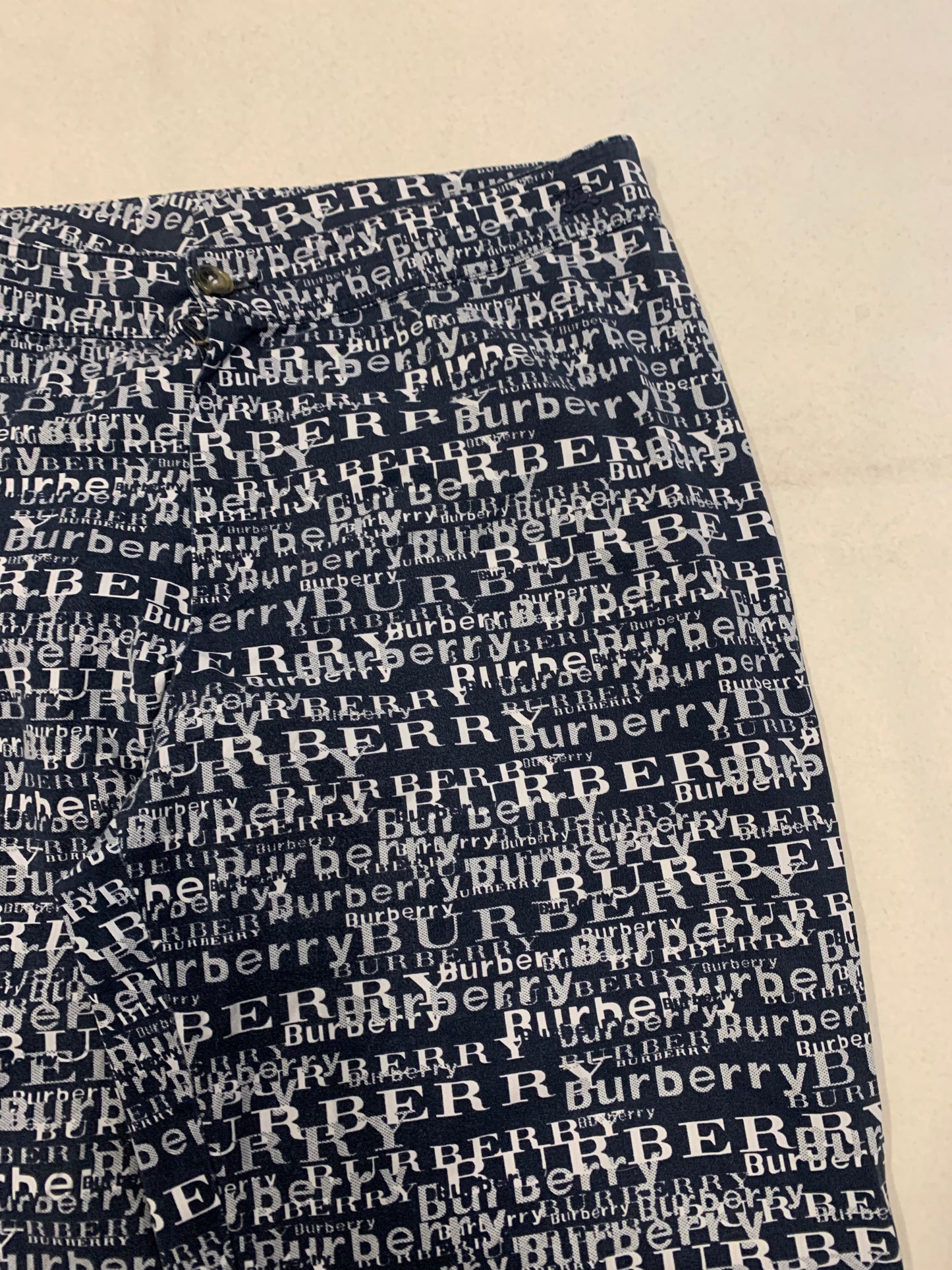 Pantalones Vintage Burberry All Over Print 90’s - M