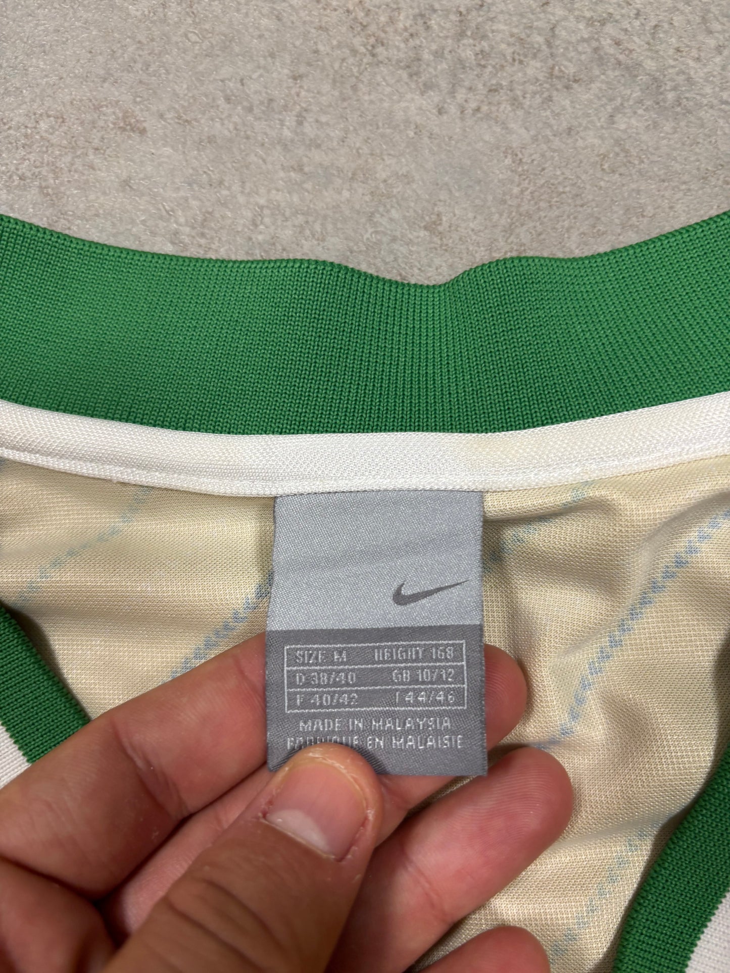 Top Manga 3/4 Nike Brasil 2005 Vintage - M Woman