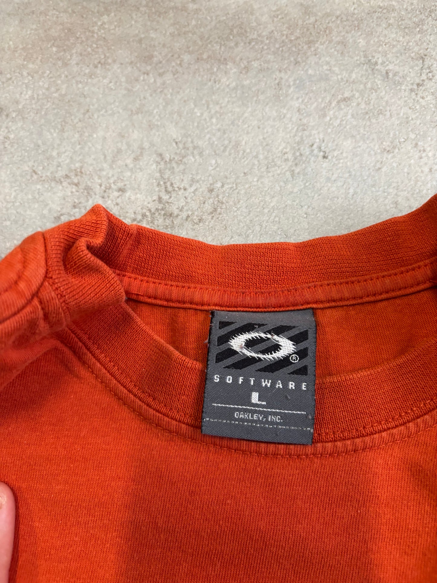 Camiseta Gráfica Oakley Software ‘Pilot’ 90s Vintage - L