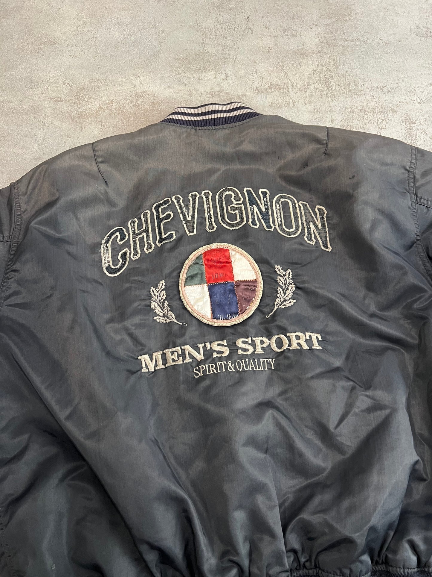 Chaqueta Bomber Vintage Chevignon 90’s - L