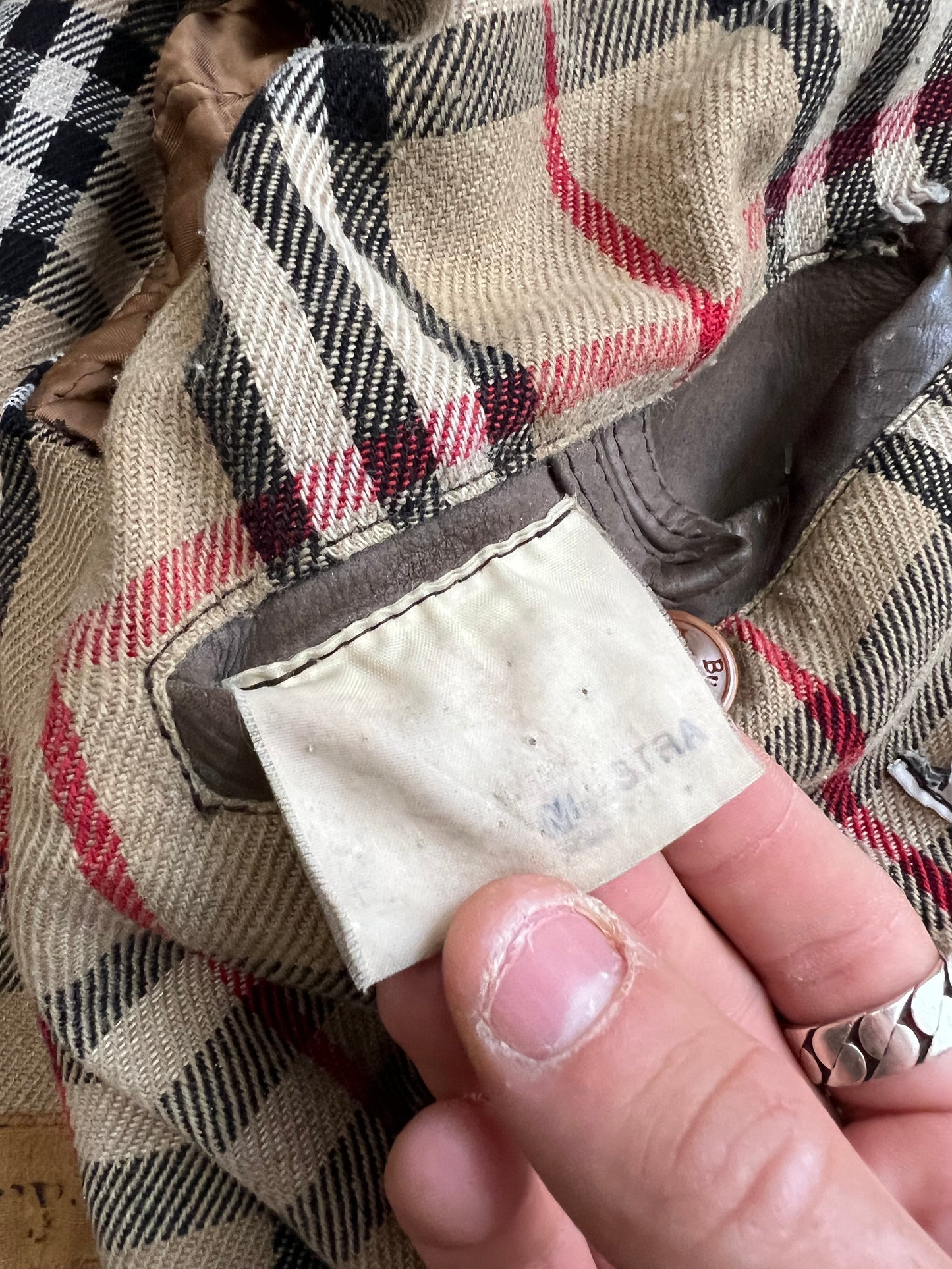 Gabardina Cuero Vintage Burberry 80’s - L