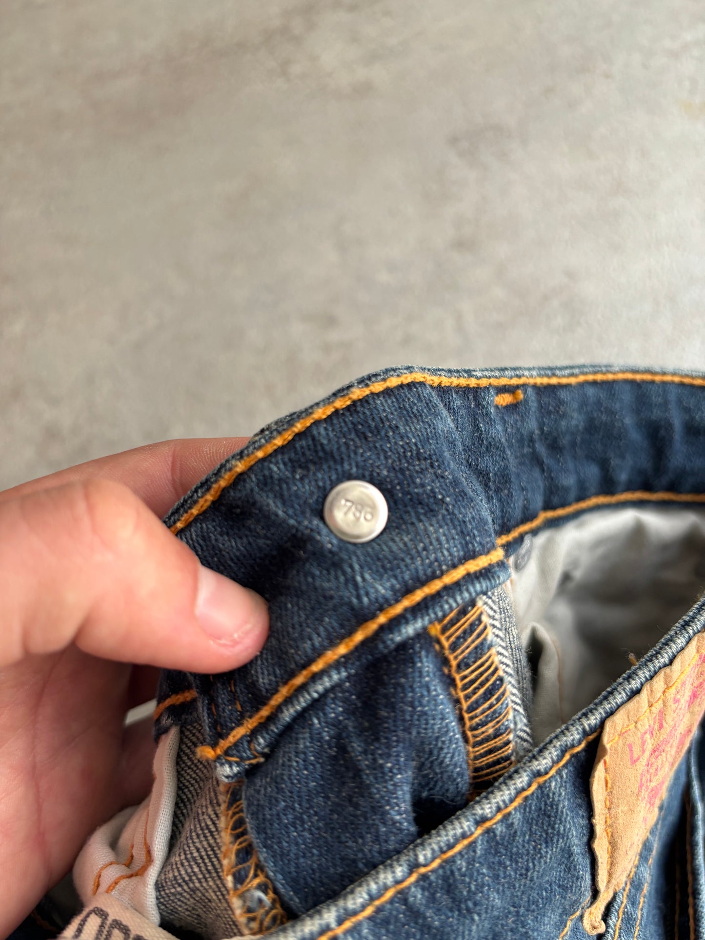 Pantalones Superlow Boot Cut Levi’s 00s Vintage - M