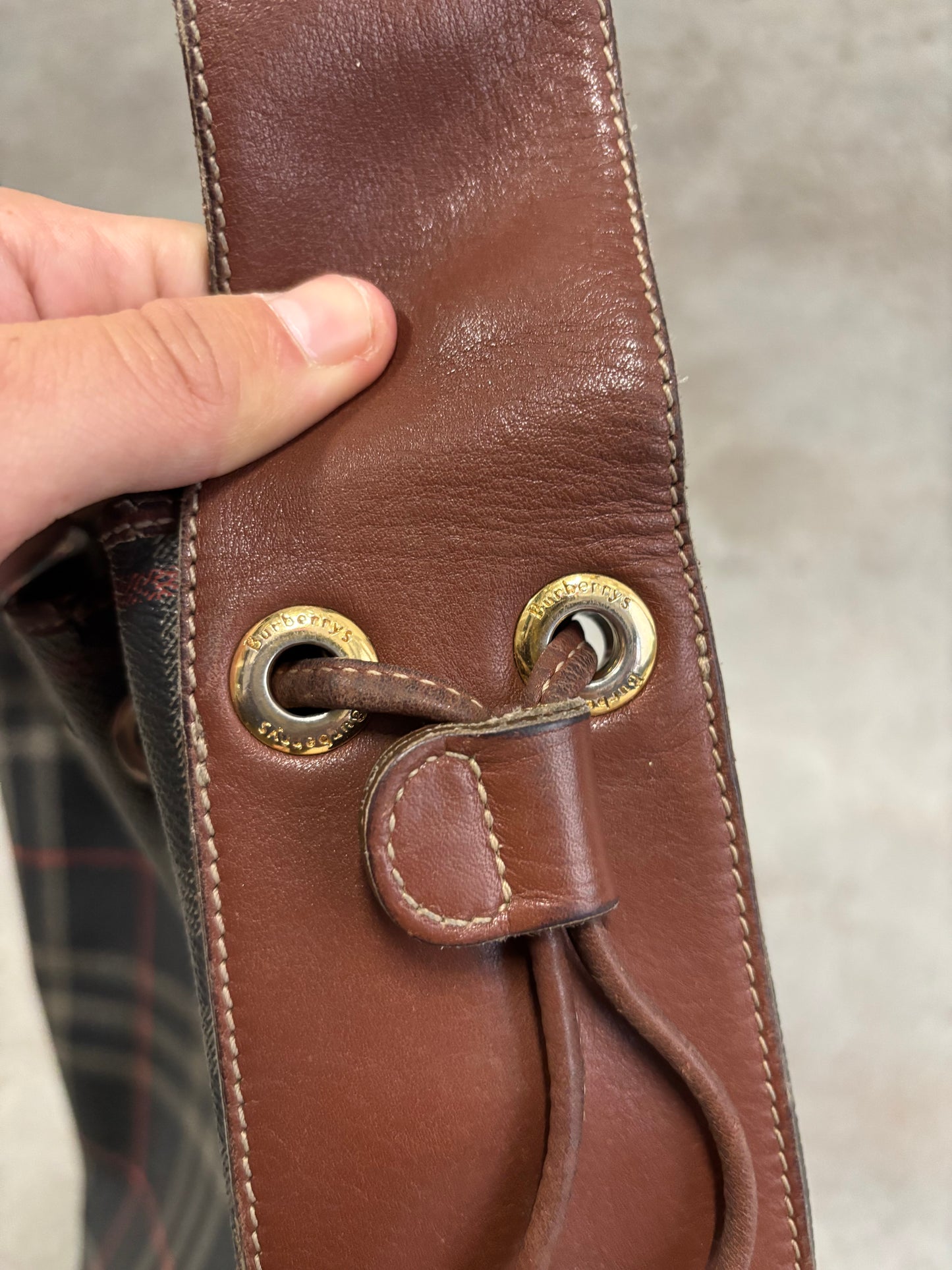 Bolso Cruzado Burberry 00s Vintage