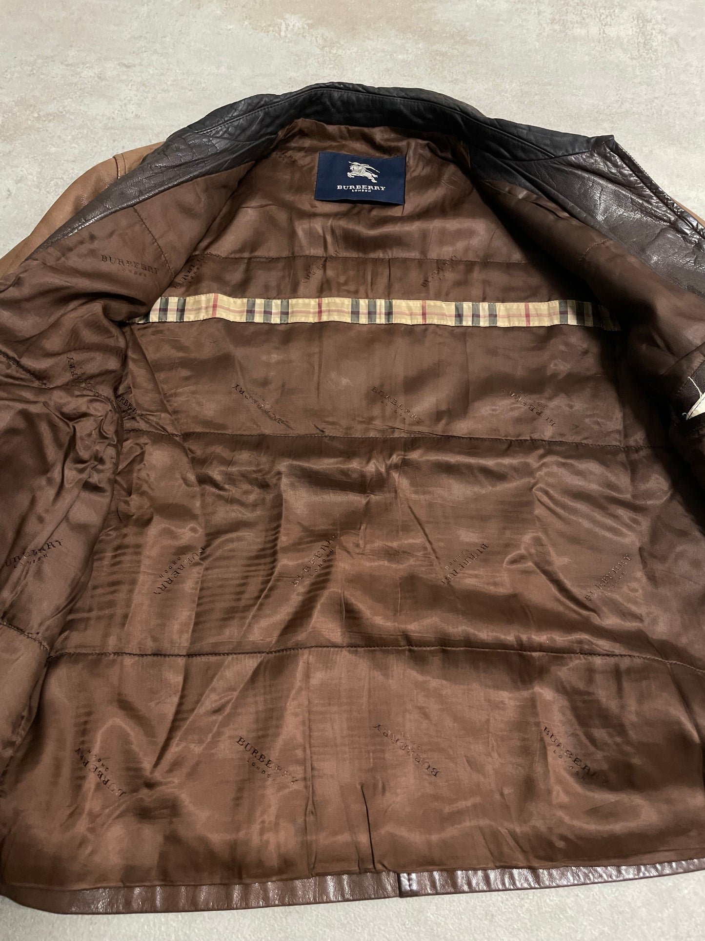 Chaqueta Piel Faded Burberry 00s Vintage - M