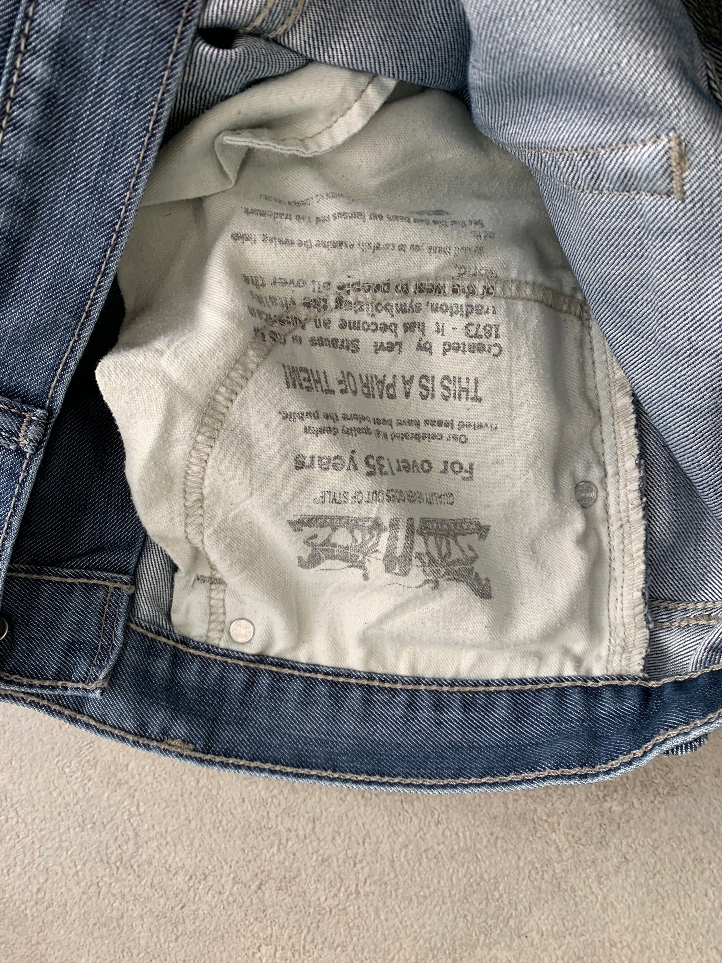 Vaqueros Vintage Levi’s 514 - M