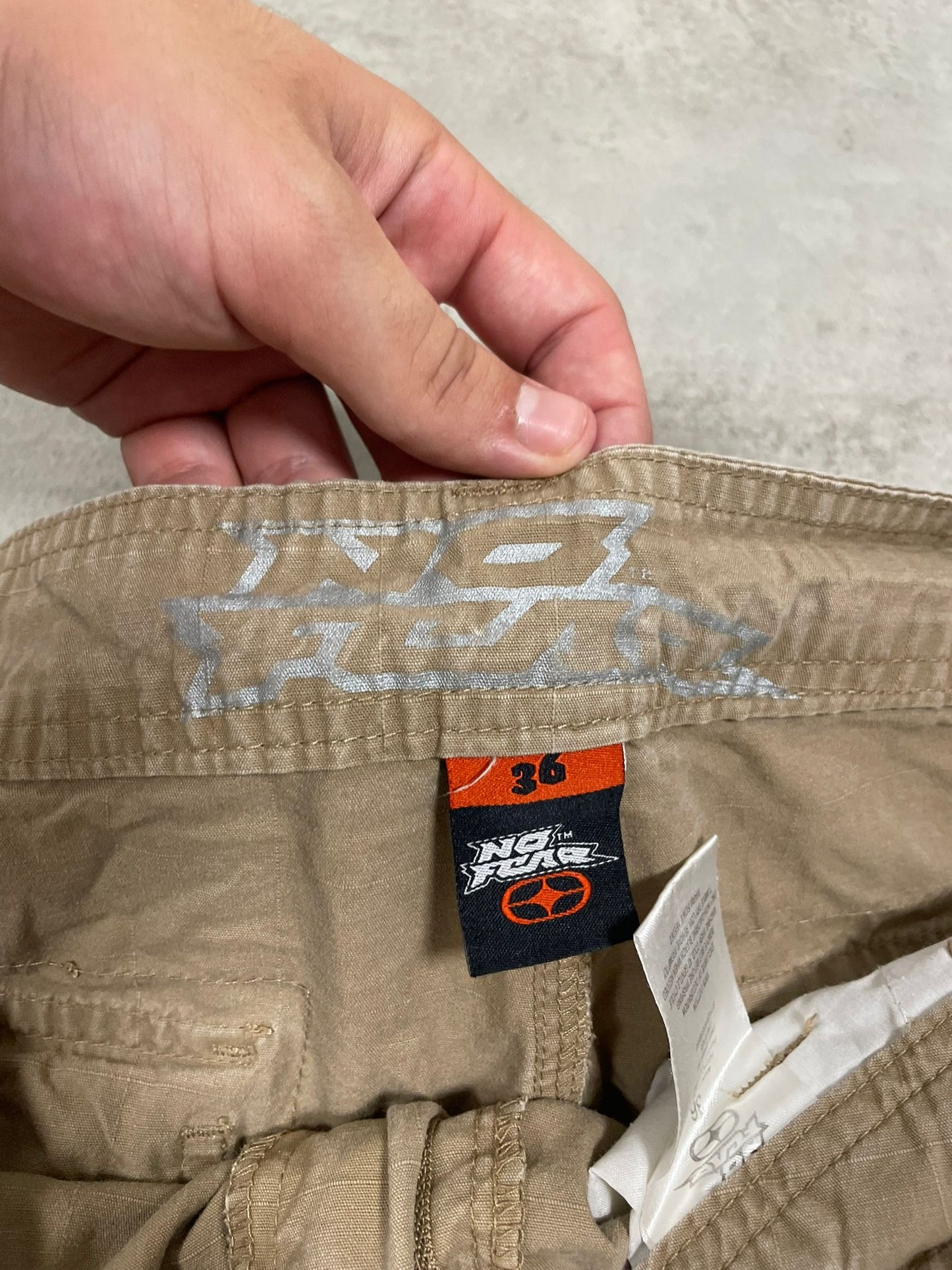 Shorts Cargo No Fear 00s Vintage - L