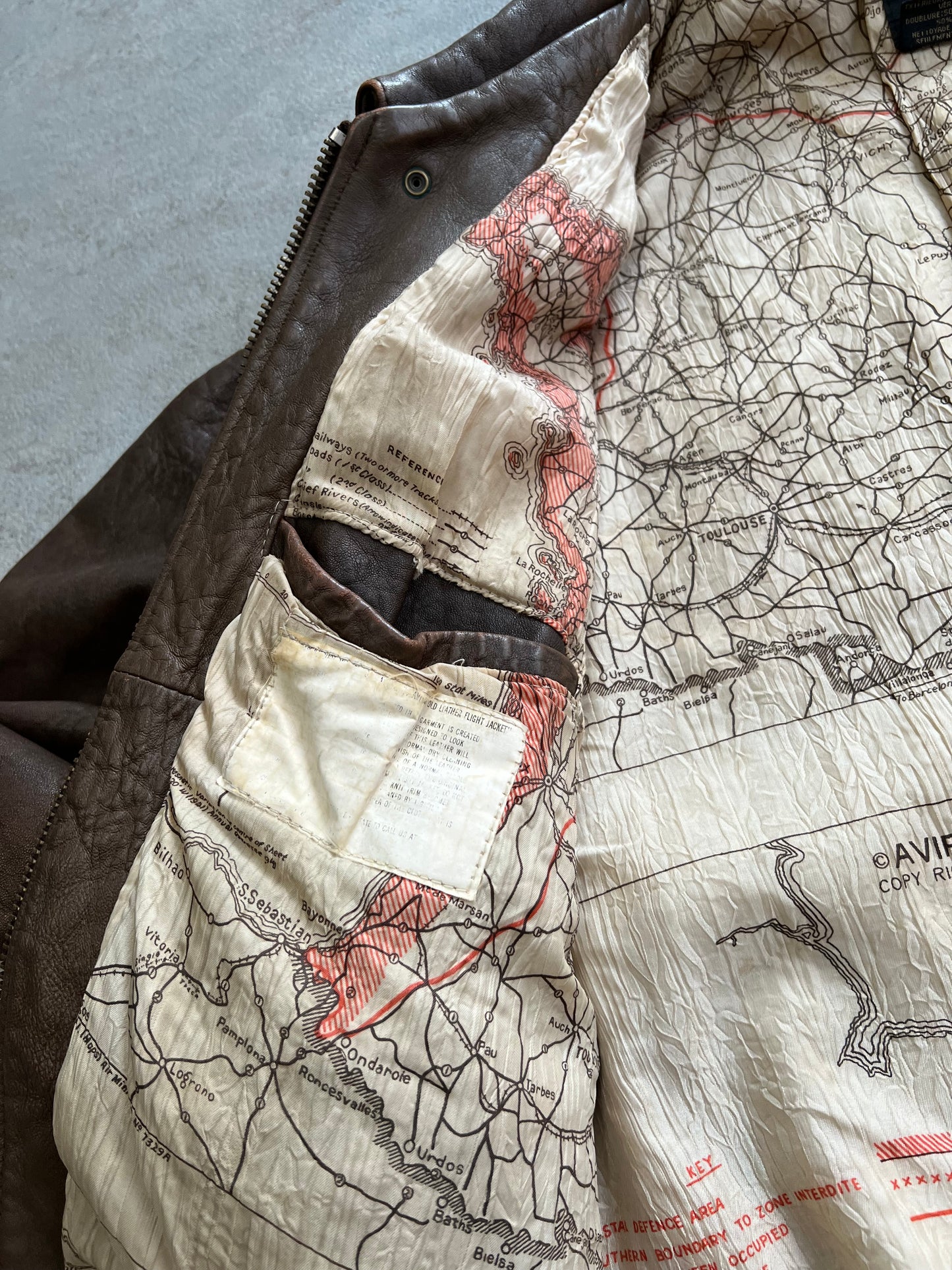 Chaqueta Cuero Aviador Vintage Avirex ‘ Fliying Tigers’ 1987 - L