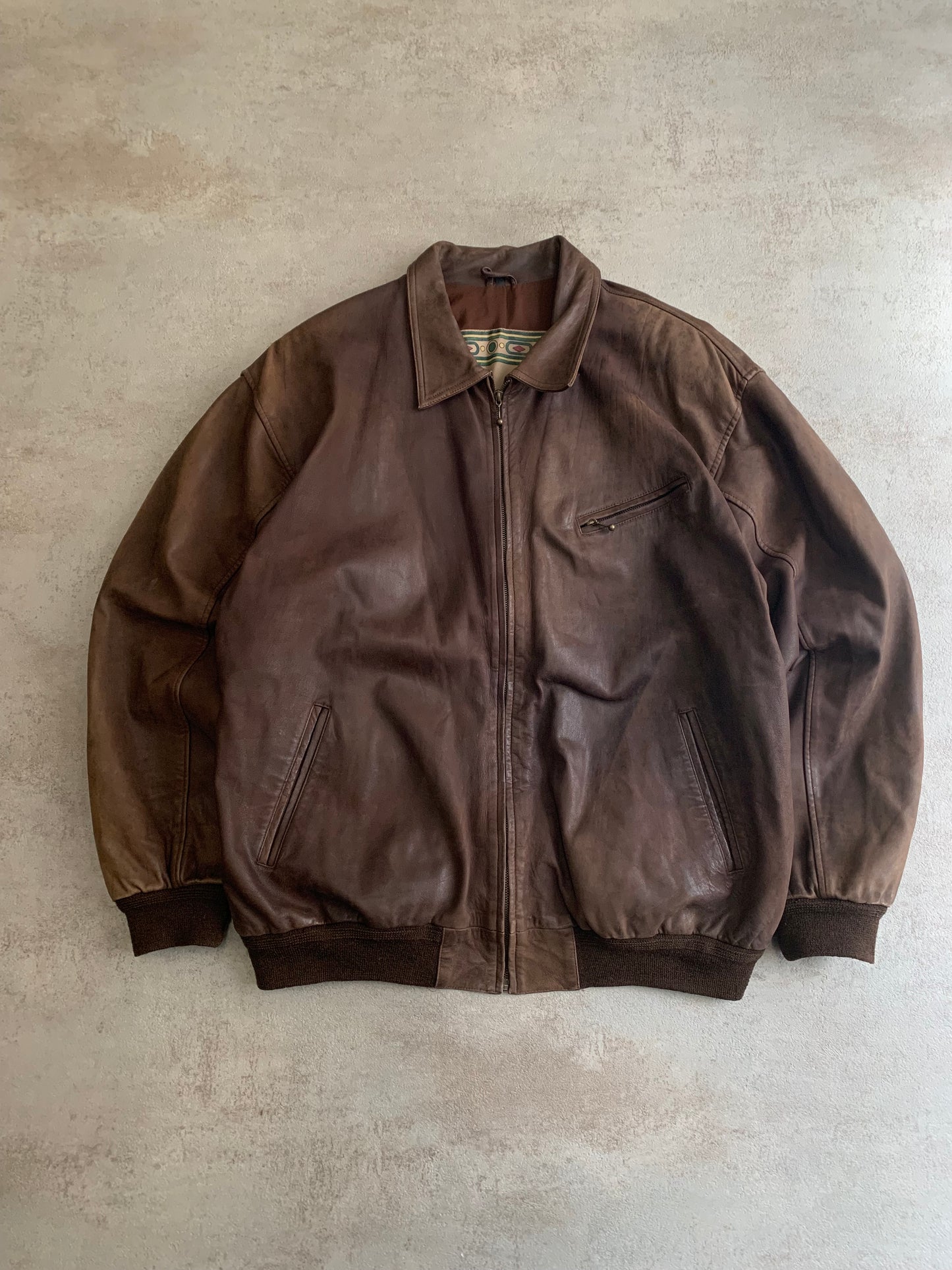 Chaqueta Cuero Vintage Hugo Boss 90’s - L