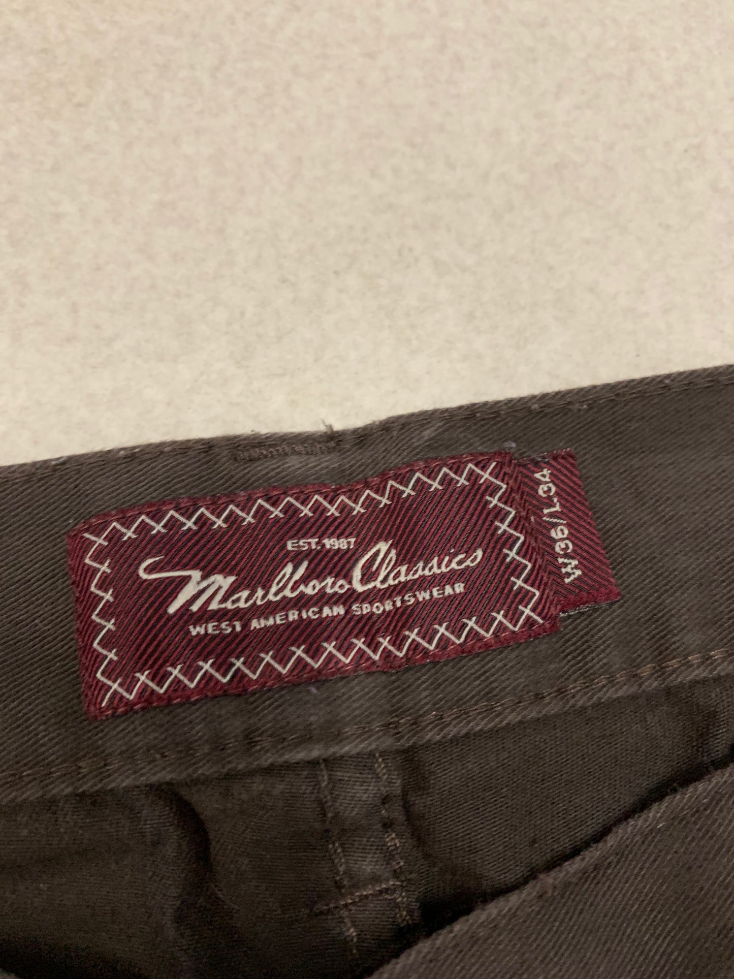 Pantalón Vintage Marlboro 90’s - L