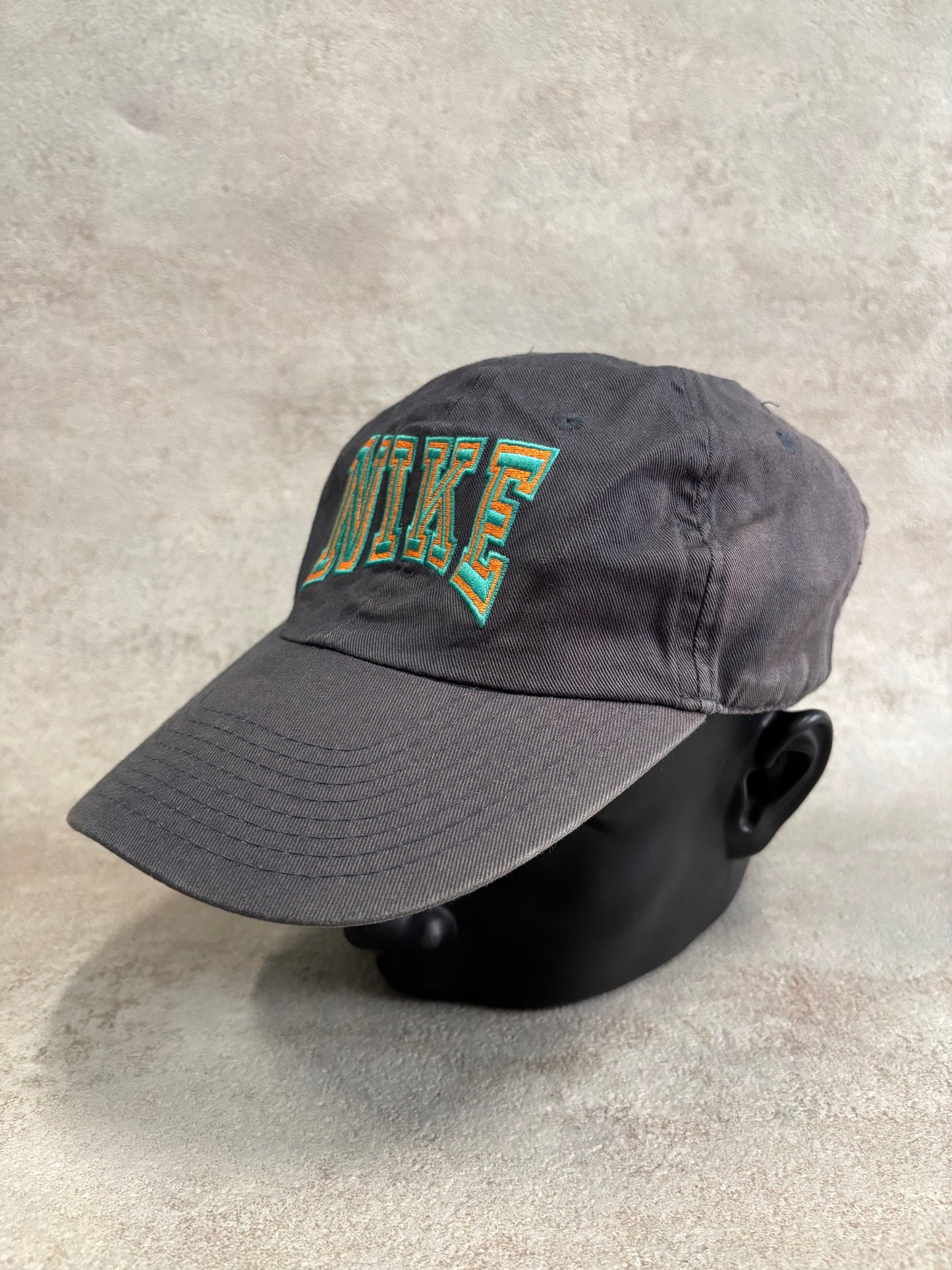 Gorra Nike Big Logo 90s Vintage
