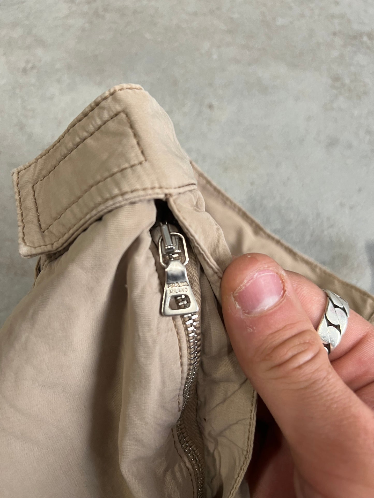 Pantalones Nylon Vintage Prada 00’s - M