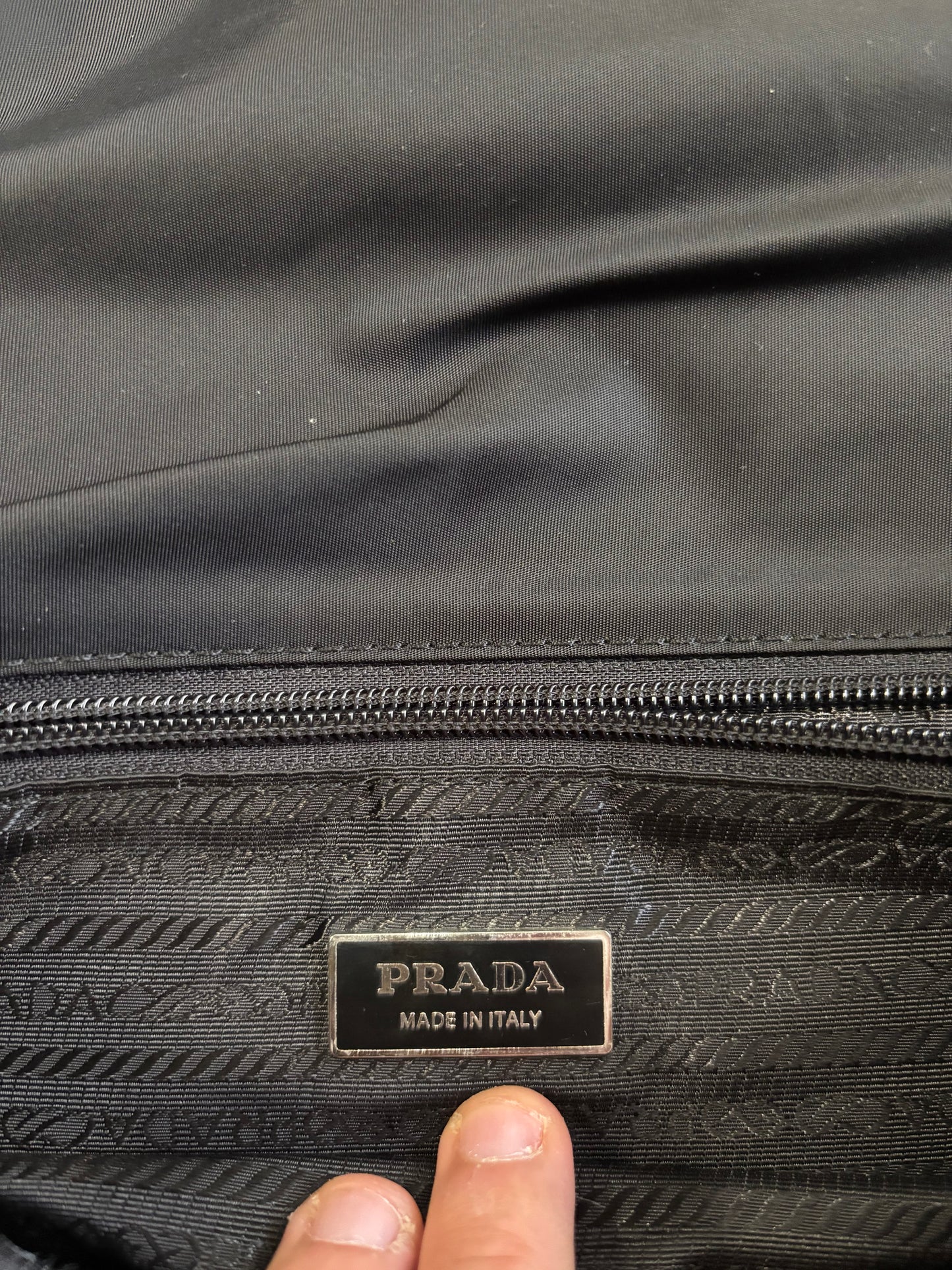 Bandolera Grande Prada Tessuto Saffiano with tags 00s Vintage
