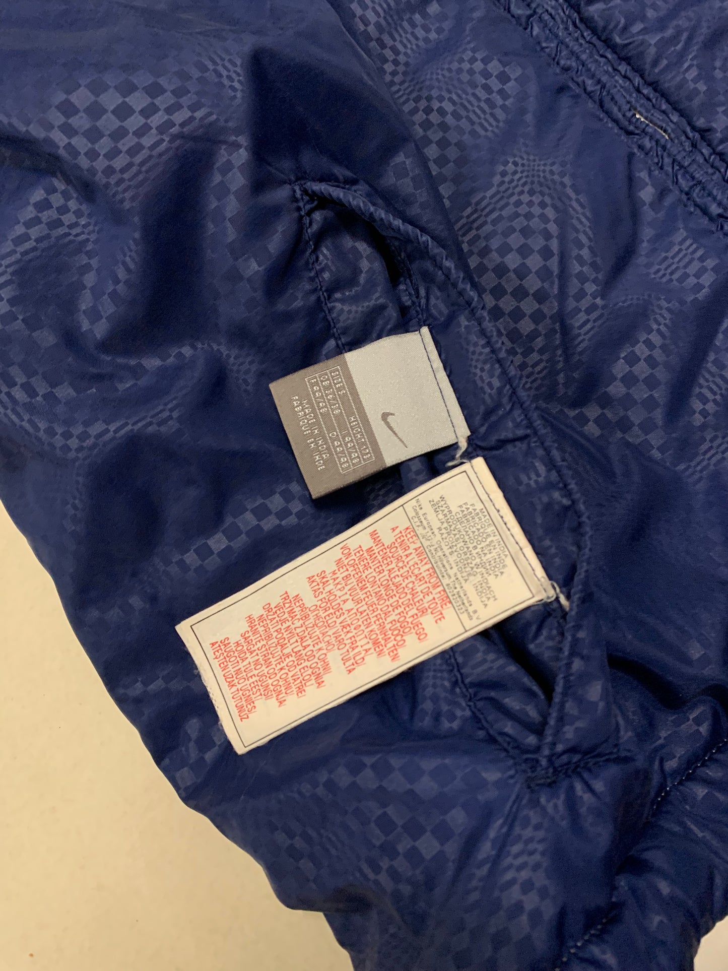 Chaqueta Vintage Nike TN 00’s Rare Edition Reversible