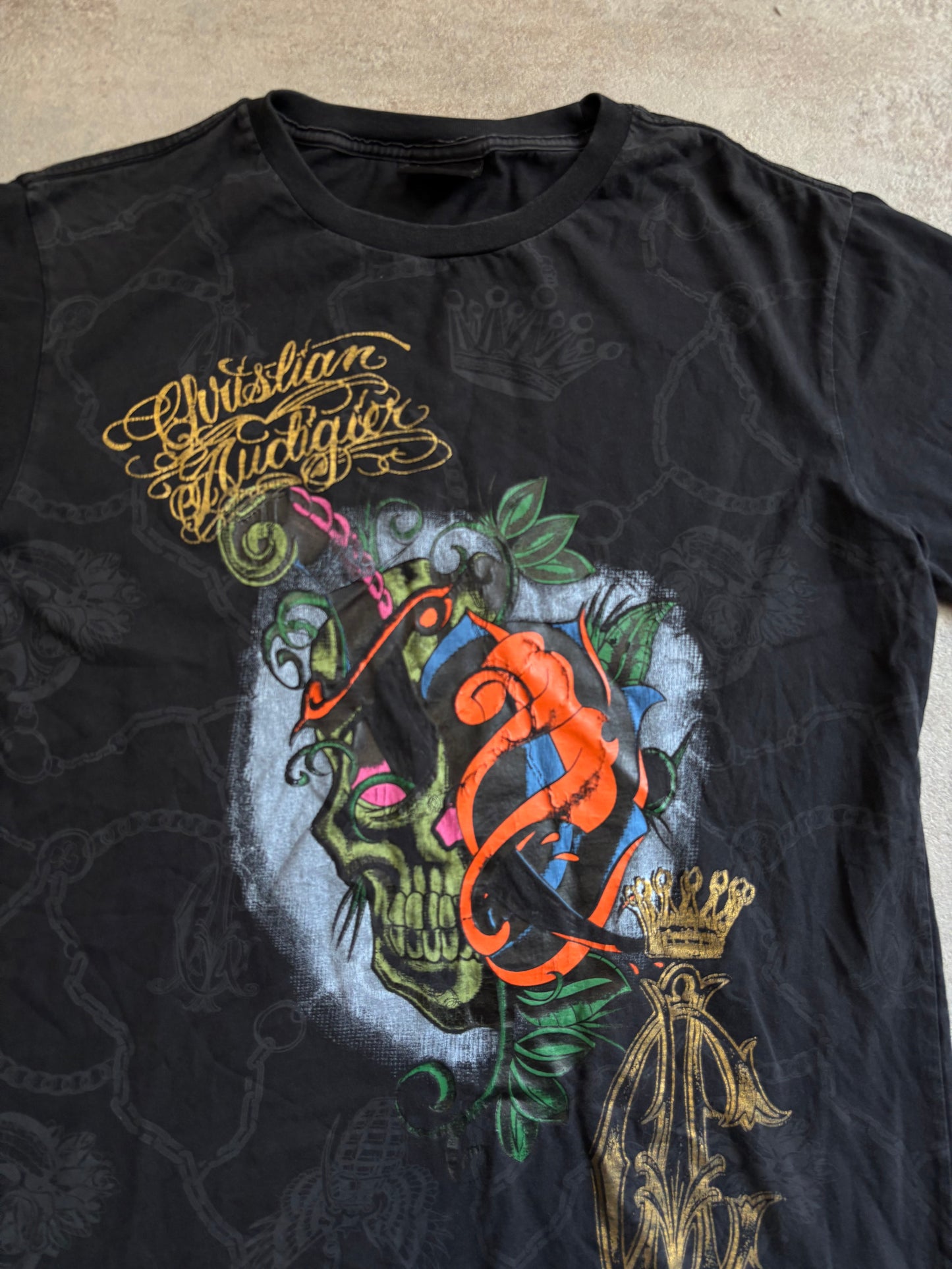 Camiseta ‘Full Print’ Christian Audigier 00s Vintage - M