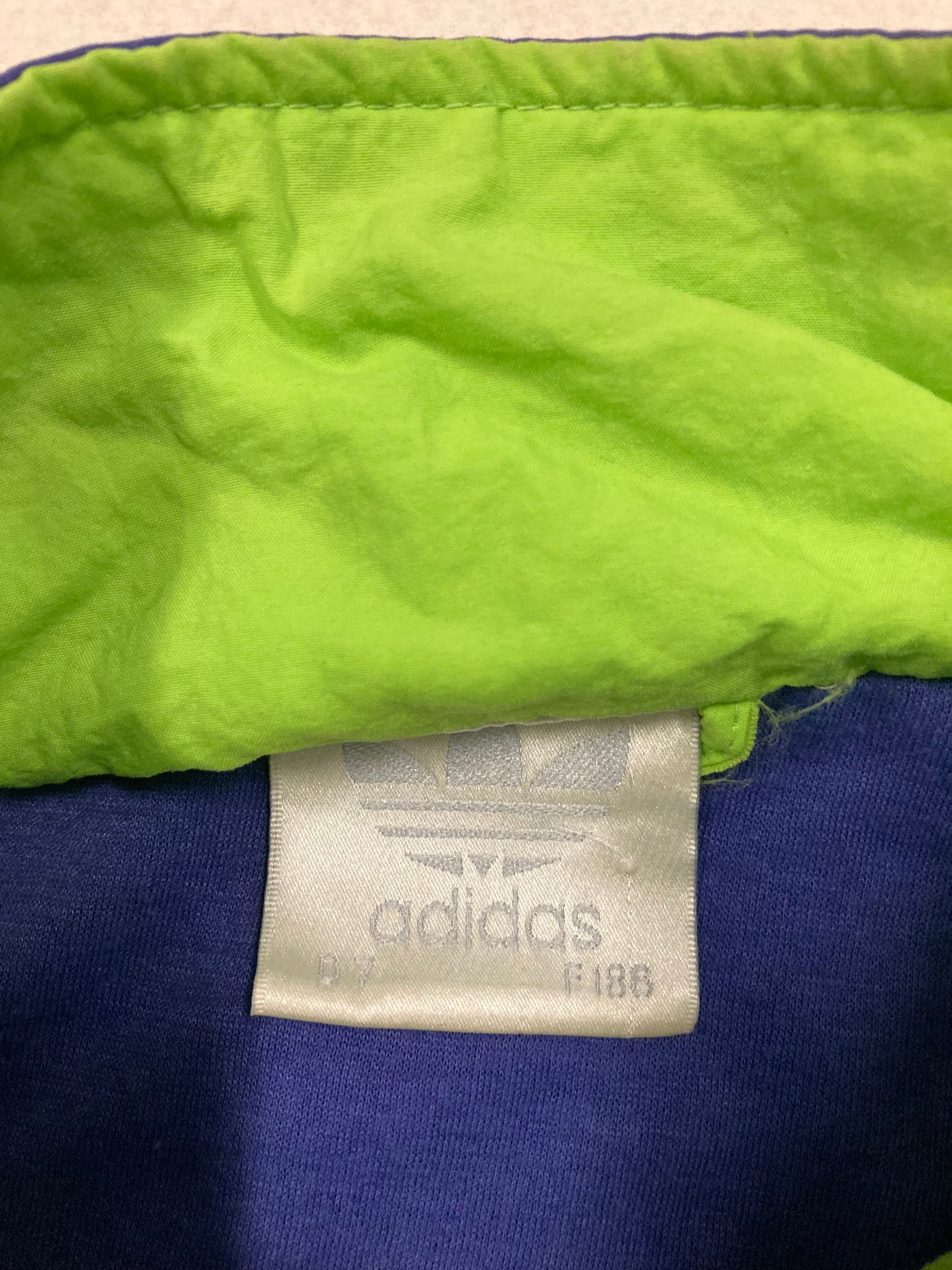 Chaqueta Adidas ‘Full Print’ 80s Vintage - L