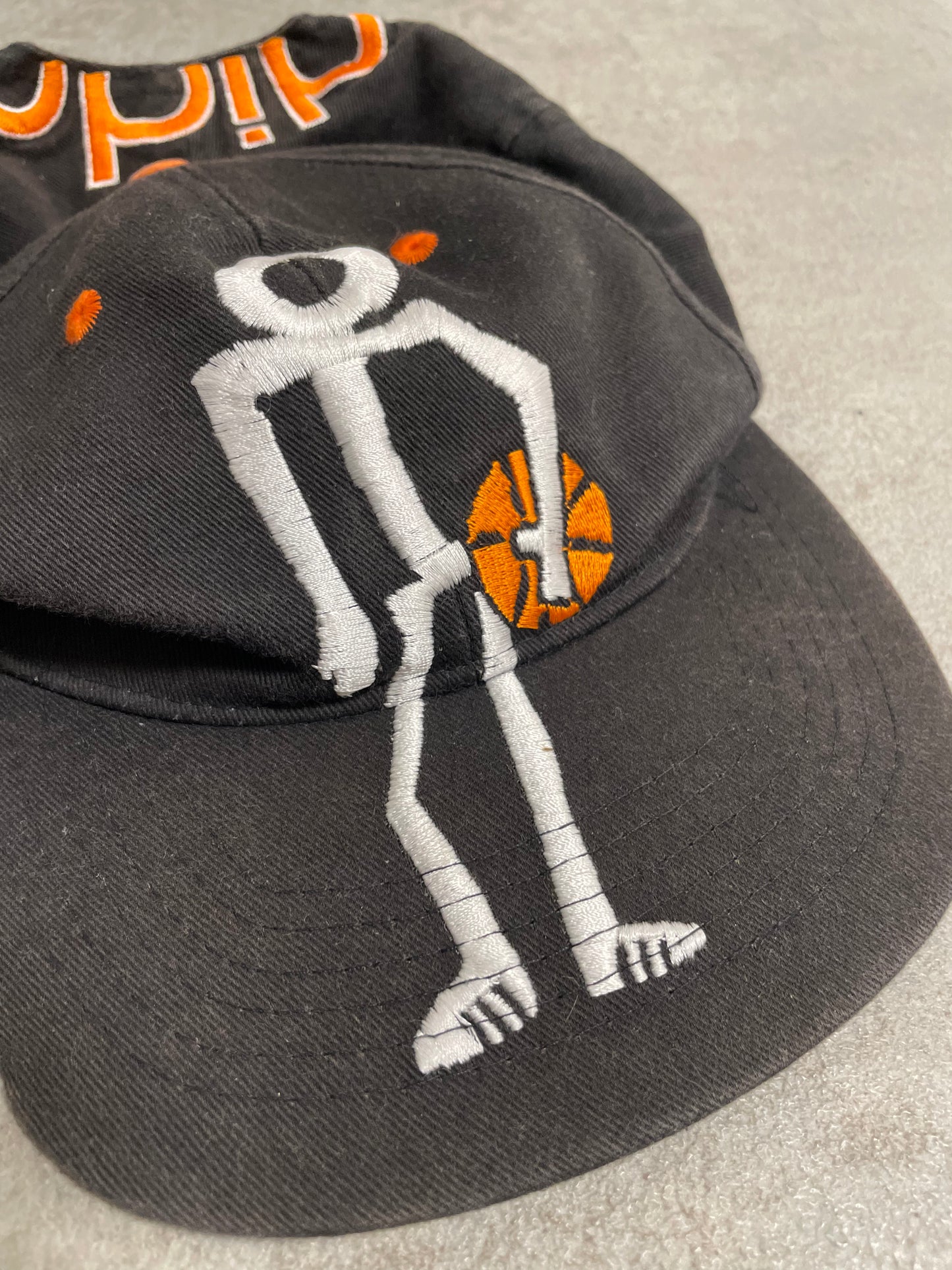 Gorra Bordada Adidas Streetball 90s Vintage