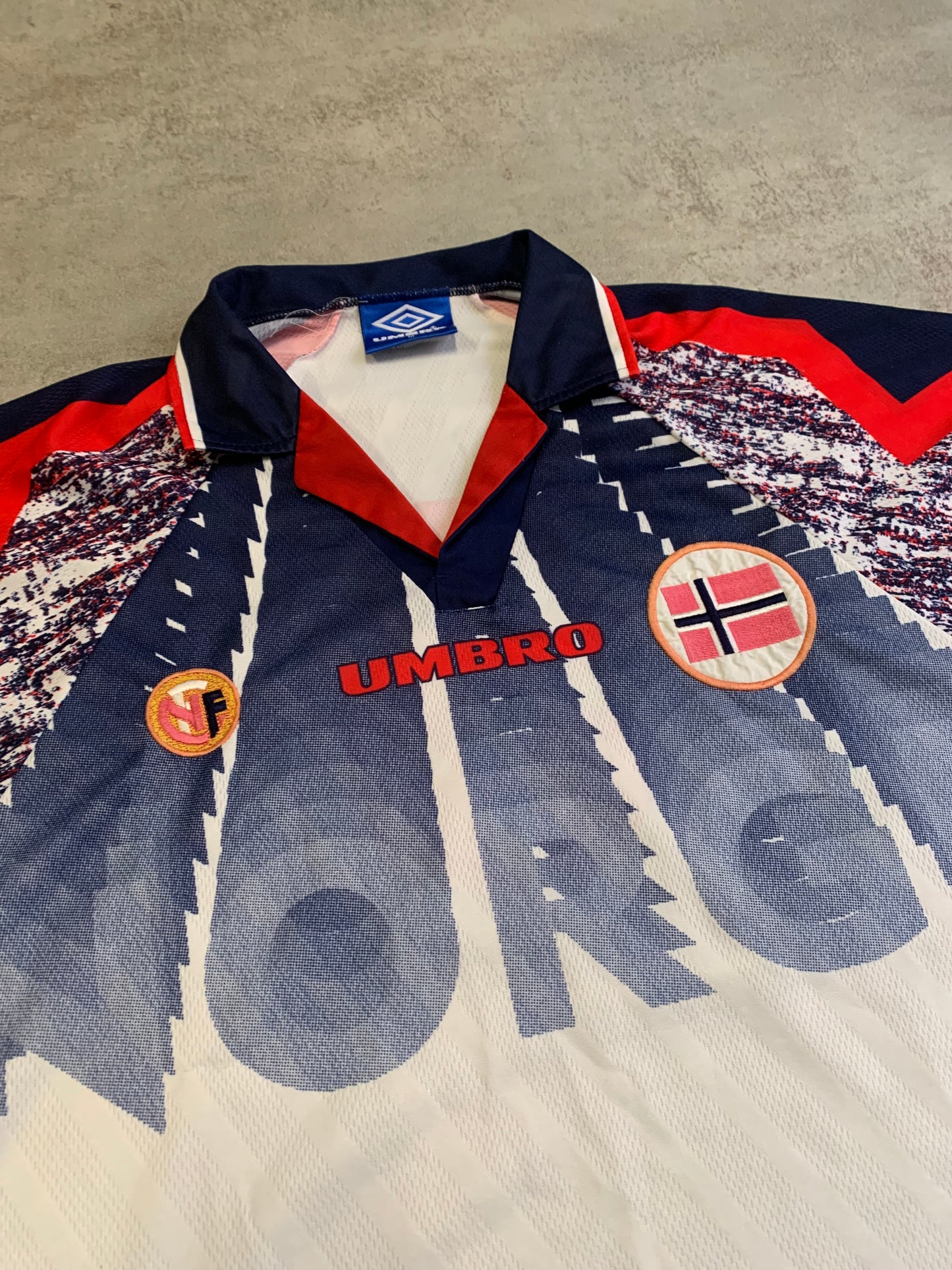 Camiseta Fútbol Vintage Umbro Norway 1997 Away Kit - M