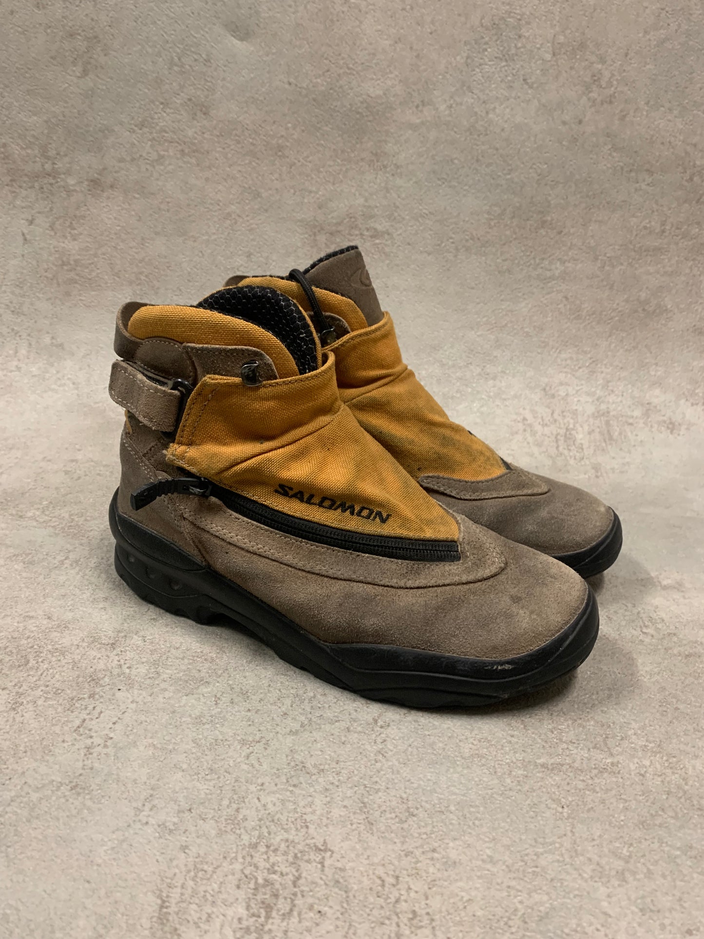Botas Vintage Salomon Adventure - 39’5