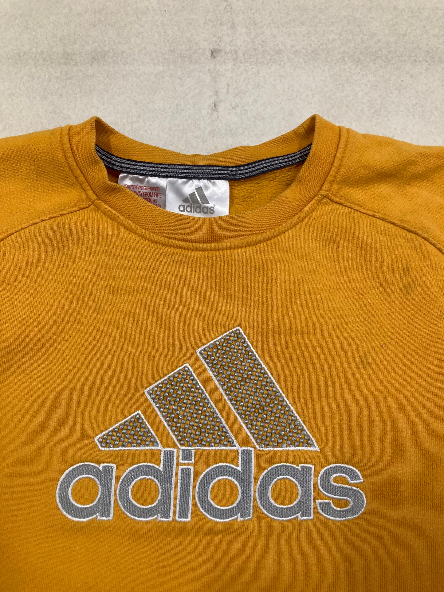 Sudadera Adidas ‘All Embroidered’ 00s Vintage - S