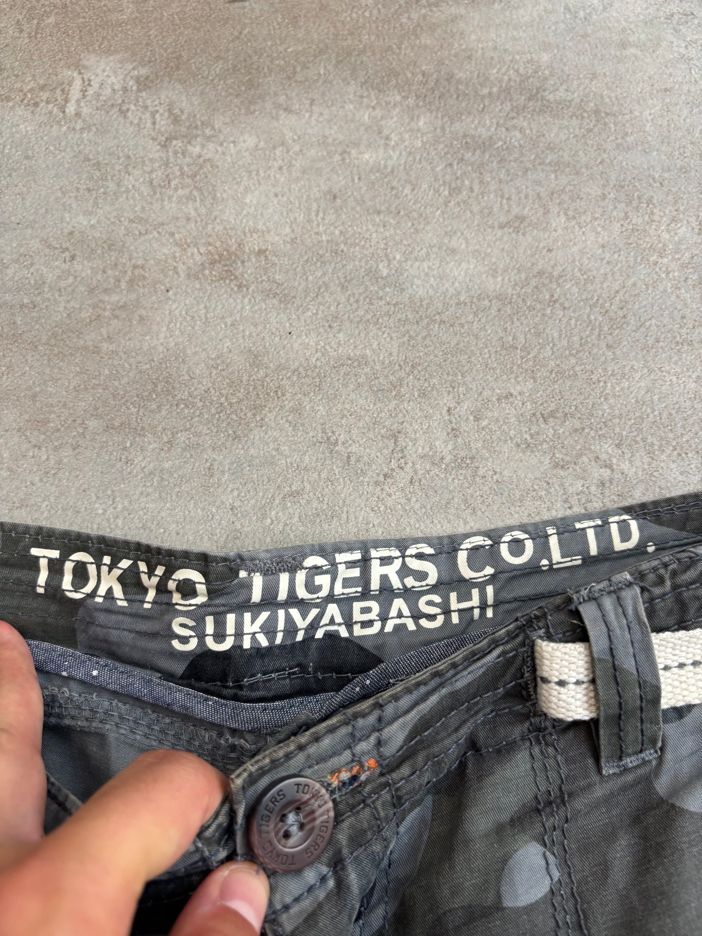 Short Camuflaje Flying Tiger Ajustable - L