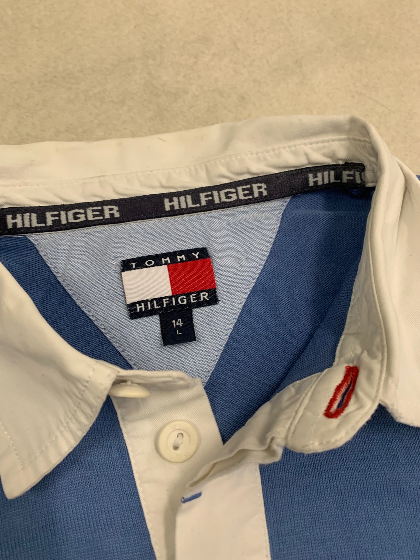 Polo Manga Larga Vintage Tommy Hilfiger 90’s - S