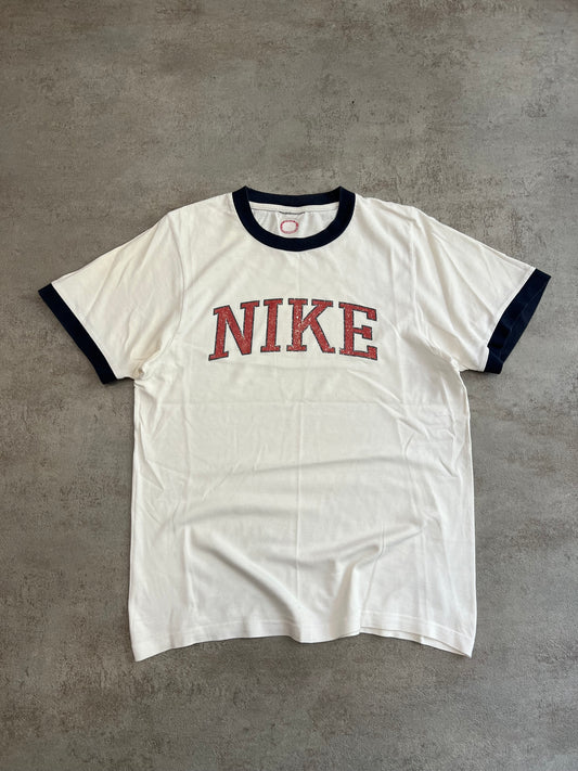 Camiseta Vintage Nike 00’s - S