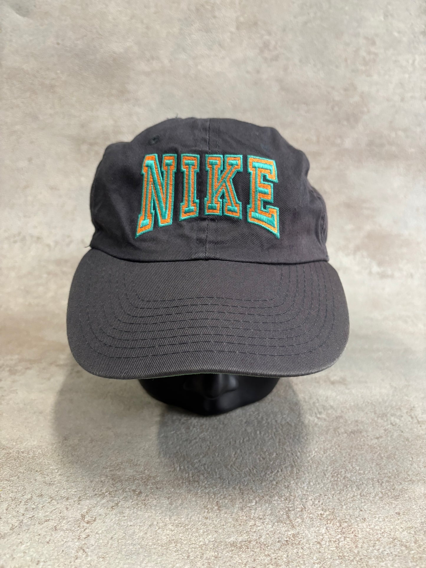 Gorra Nike Big Logo 90s Vintage