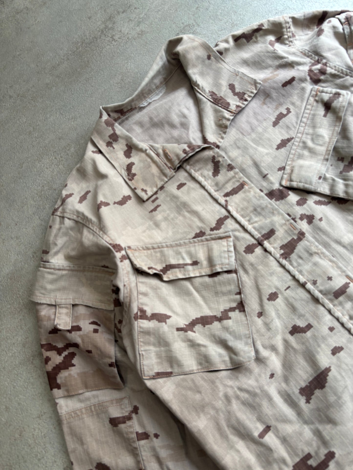 Camisa Militar Cargo Camuflaje Vintage - S