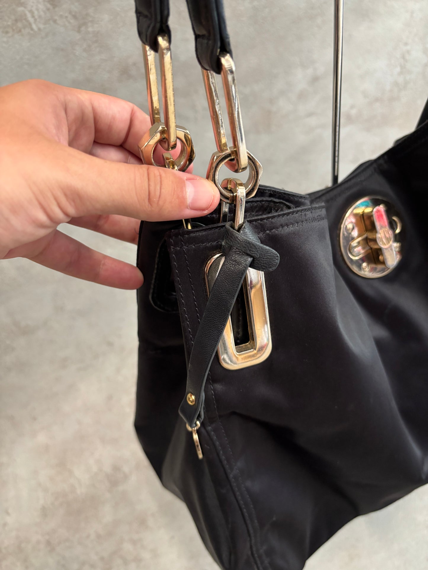 Bolso Satinado DKNY 00s Vintage