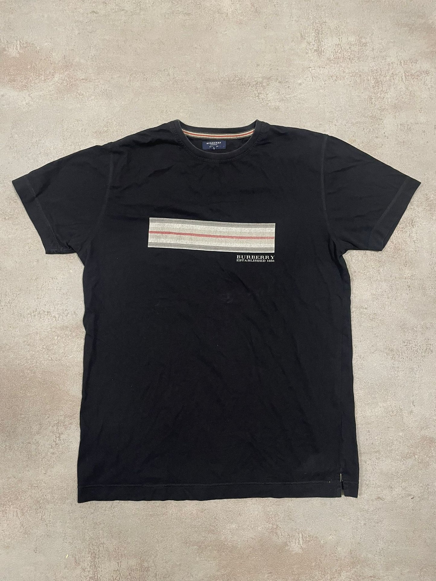 Camiseta Gráfica Burberry 00s Vintage - M