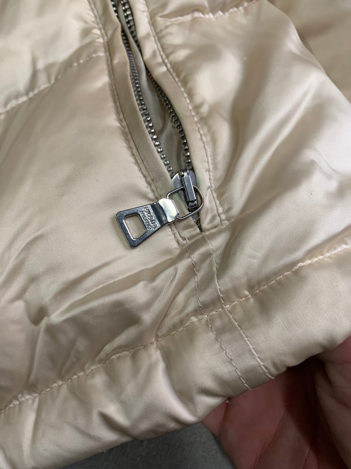 Chaqueta Puffer Vintage Prada 00’s - S