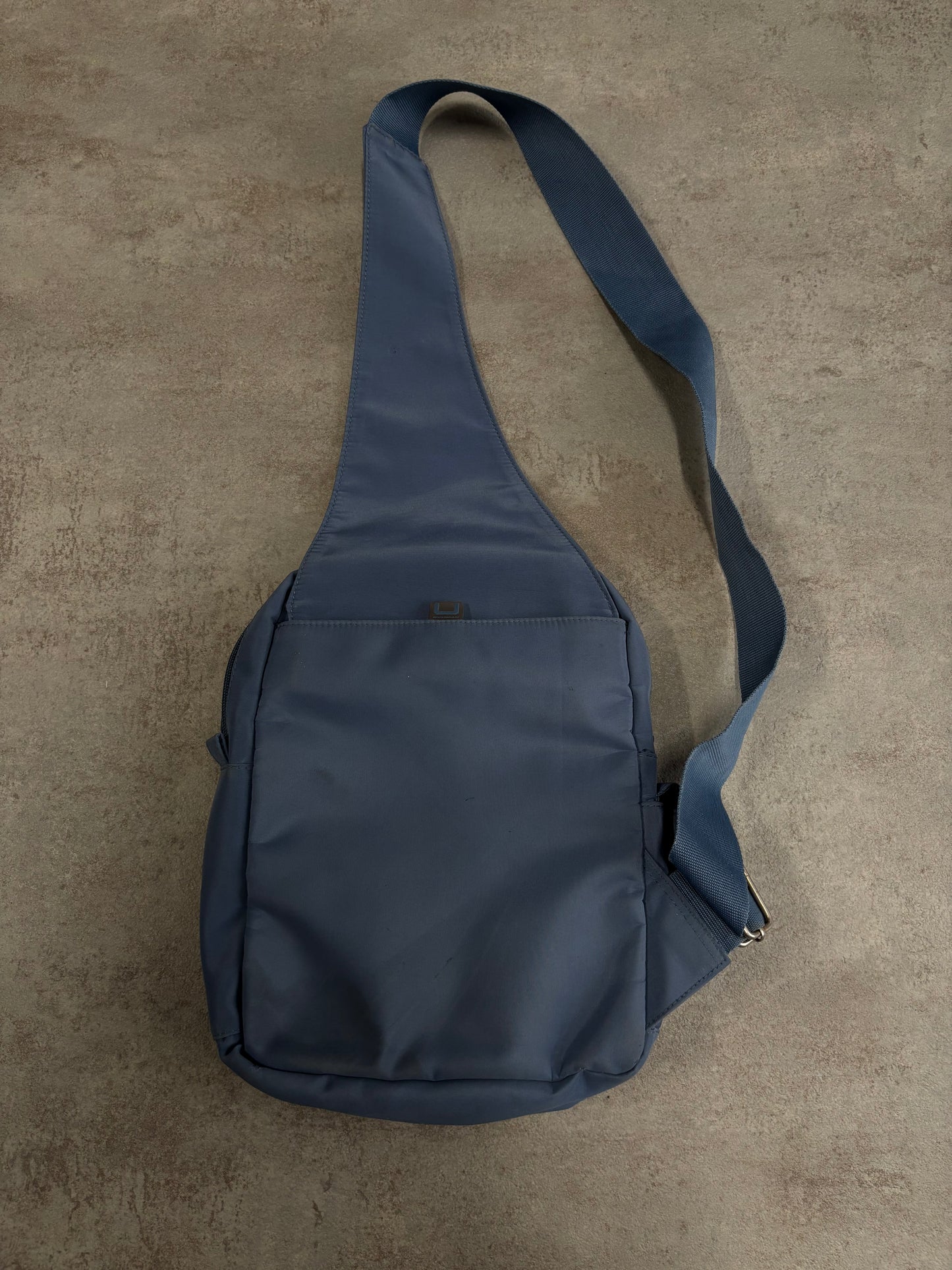 Sling Bag Técnica Adolfo Domínguez 00s Vintage