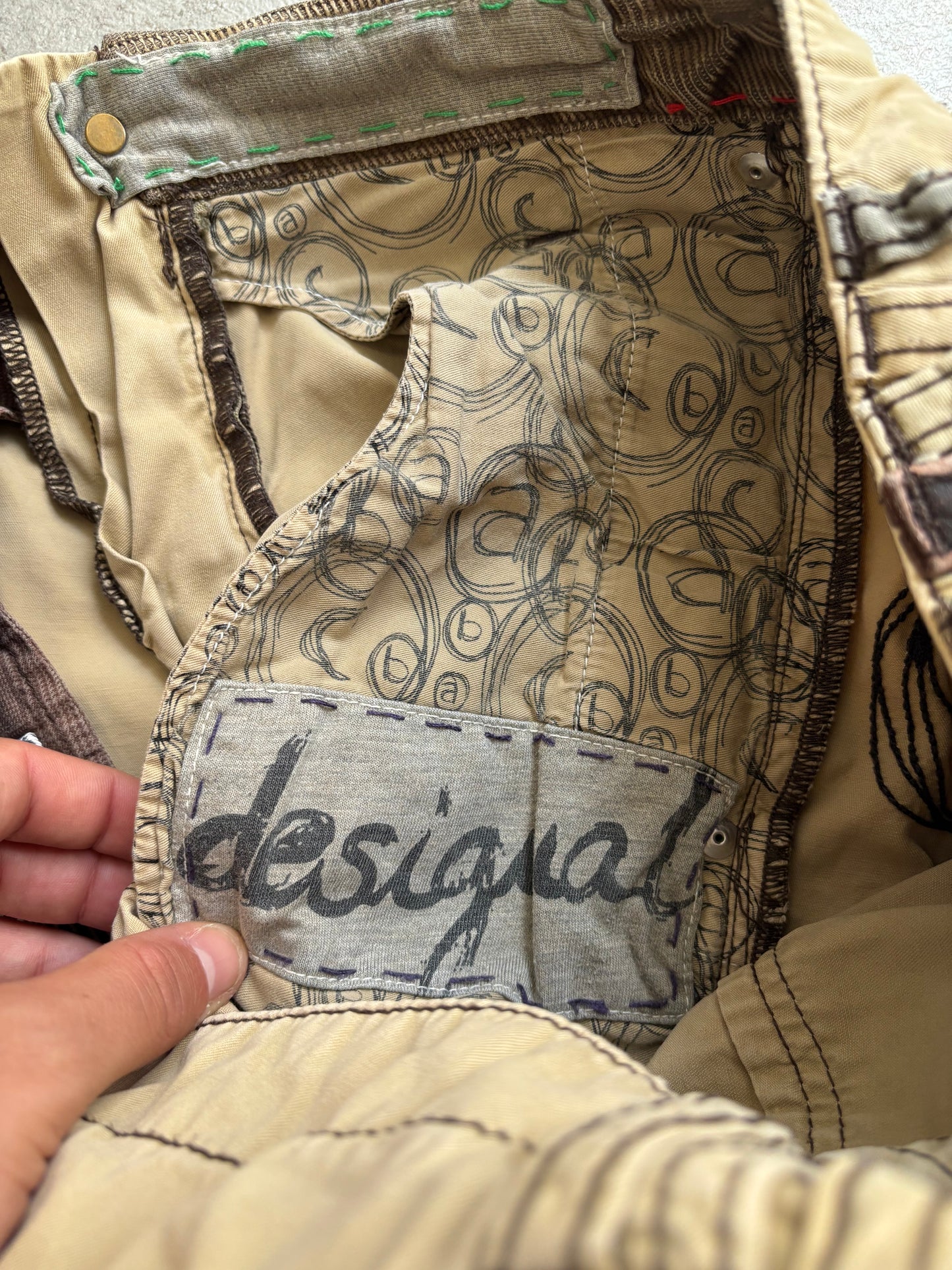 Pantalones ‘All Embroidered’ Desigual 00s Vintage - M
