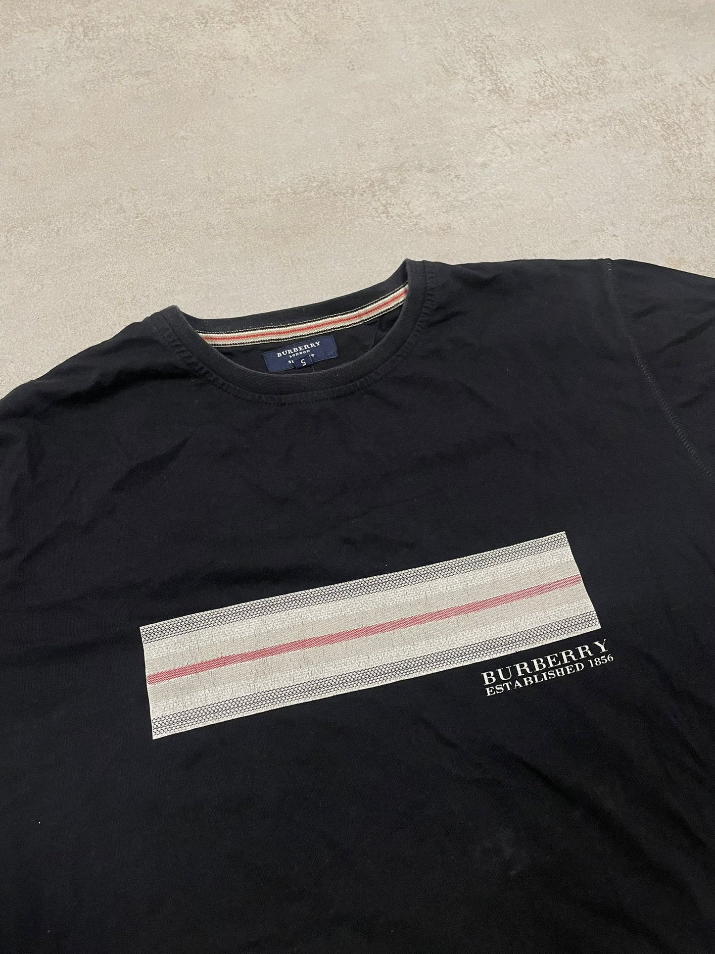 Camiseta Gráfica Burberry 00s Vintage - M