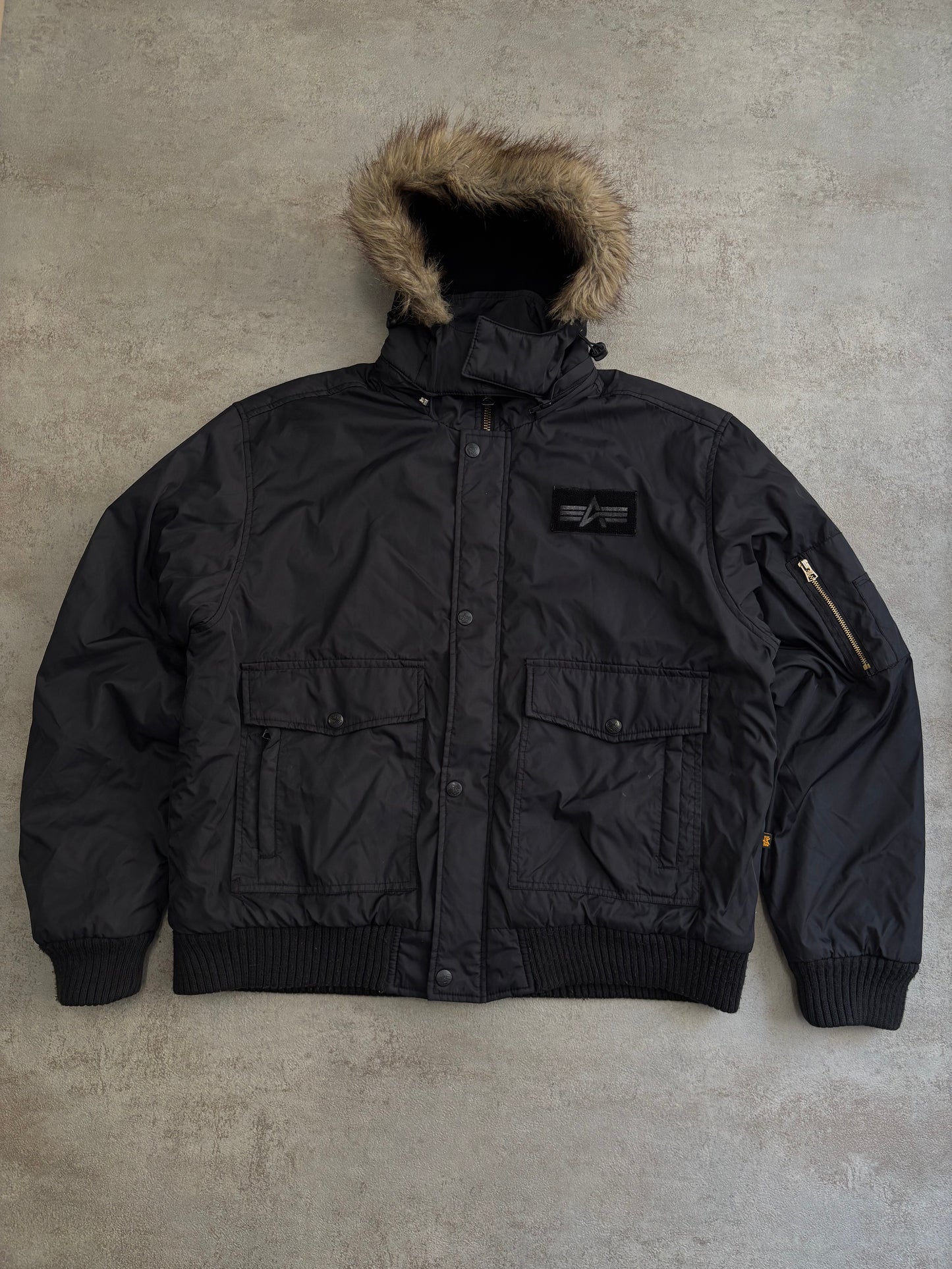 Chaqueta ‘Fur’ Bomber Alpha Industries - XL