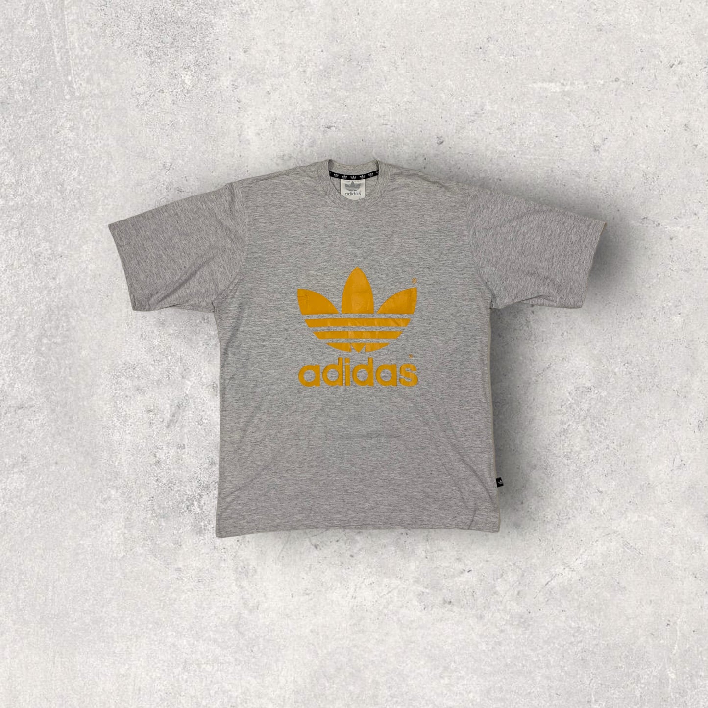 Camiseta Vintage Adidas 80’s - L