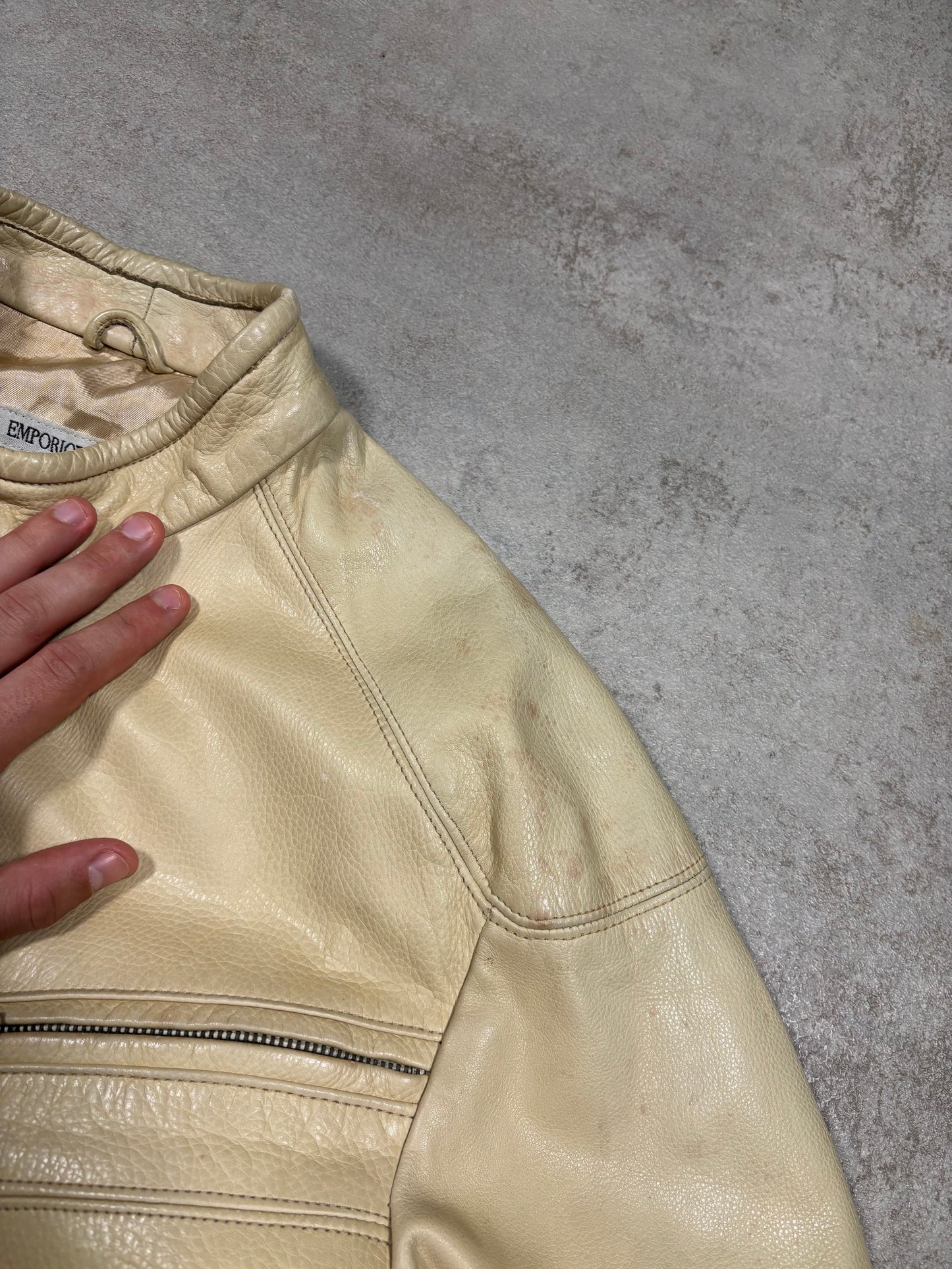 Chaqueta Asimétrica Cuero Emporio Armani 90s Vintage - M Woman