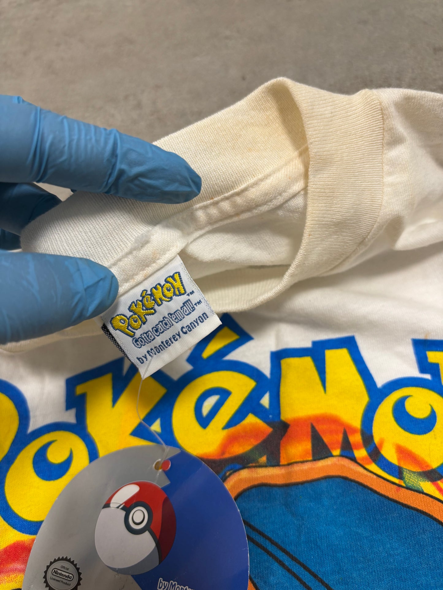 Camiseta Manga Larga Nintendo Pokemon ‘Charizard’ 1999 Deadstock Vintage - S