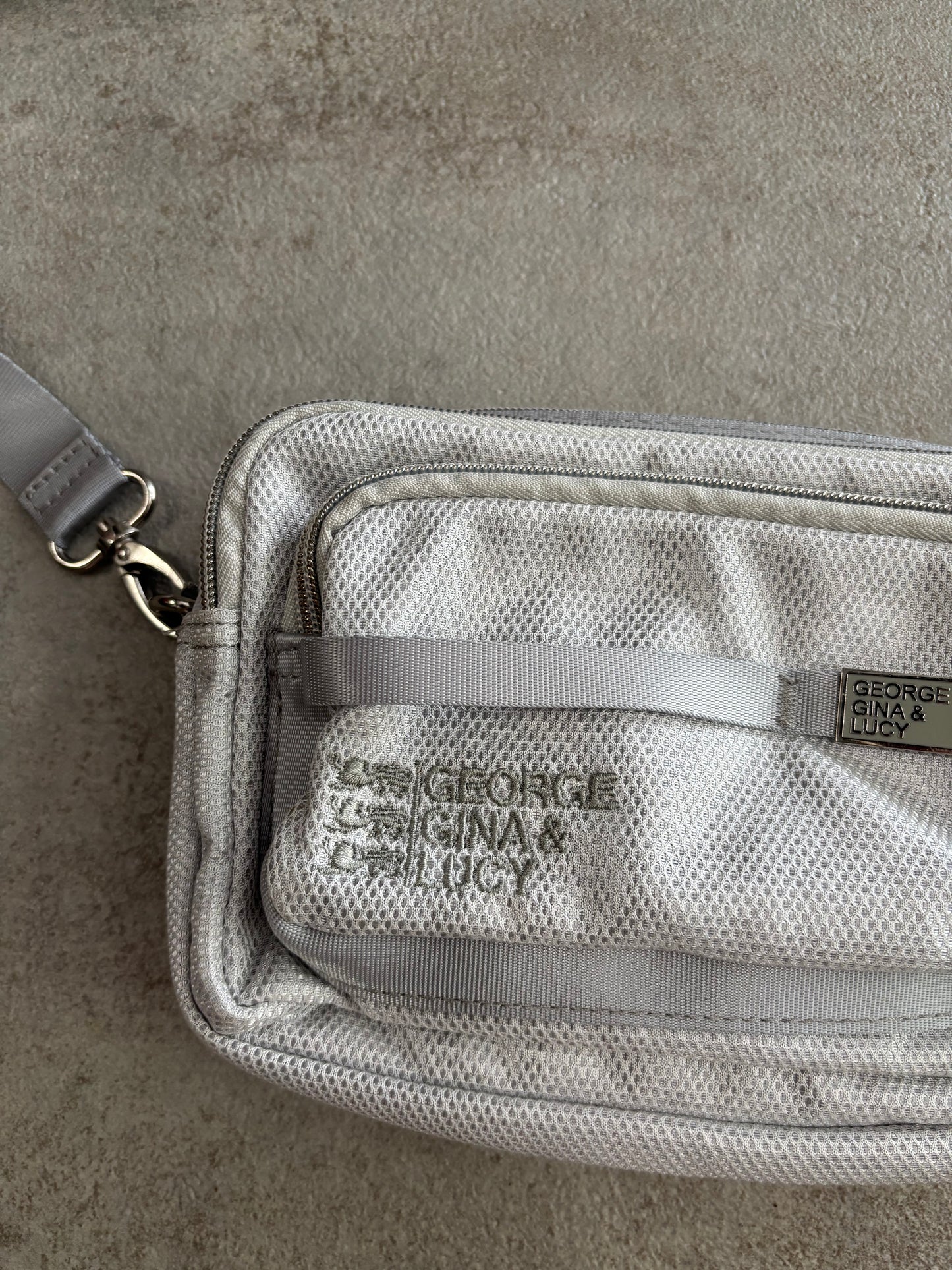 Bolso Riñonera Convertible George Gina & Lucy