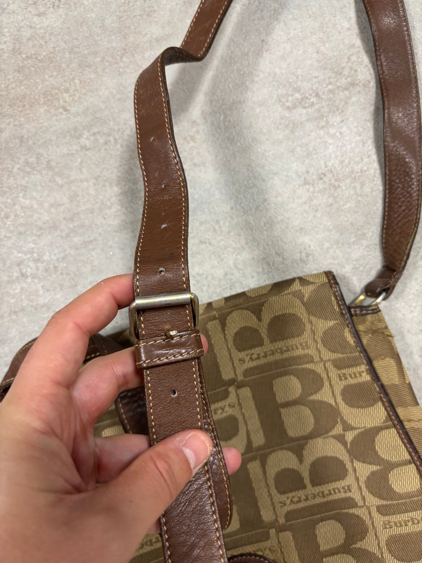 Bolso Bandolera Monogram Burberry 00s Vintage