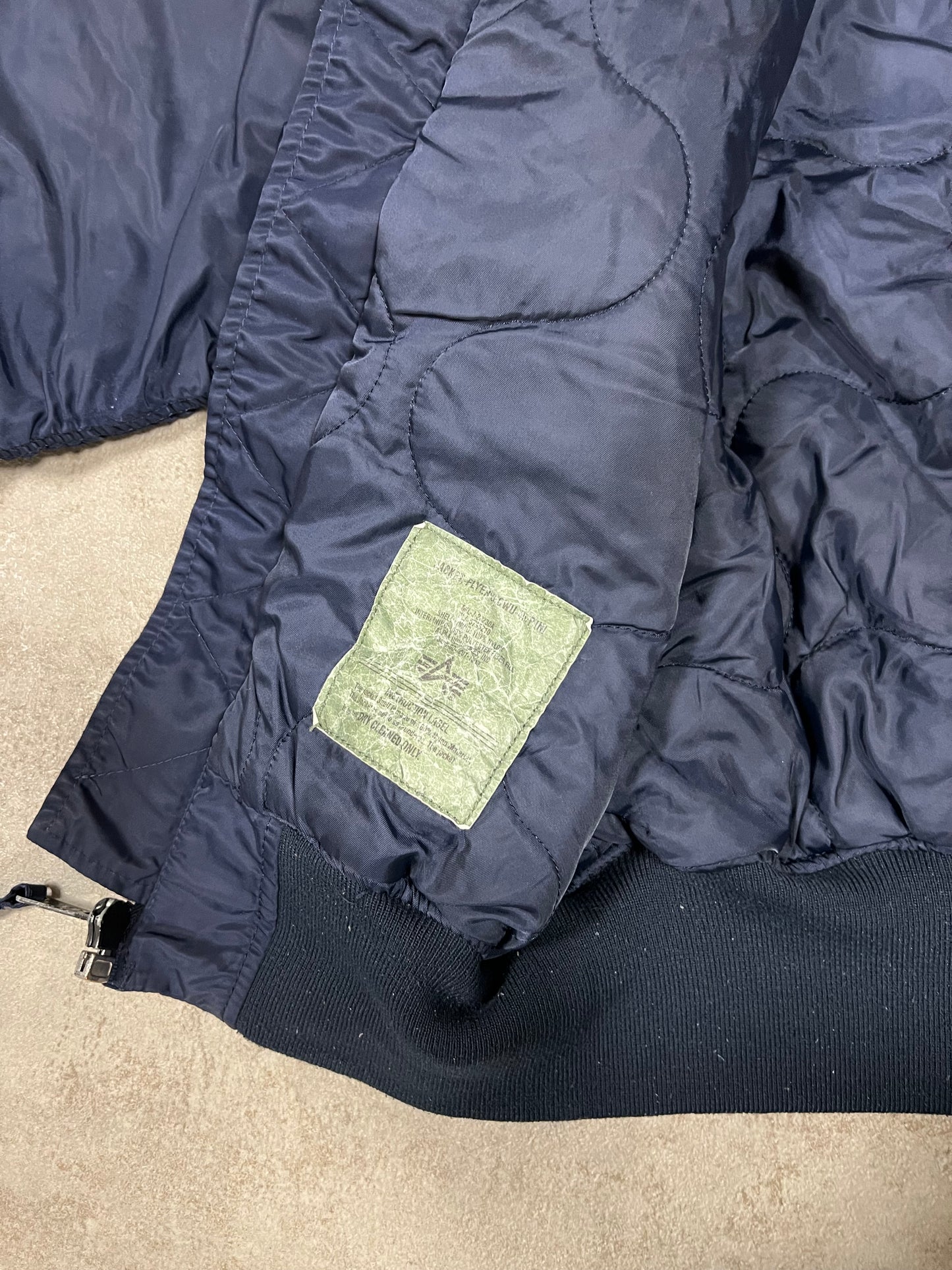 Chaqueta Bomber Vintage Alpha Industries 00’s - L