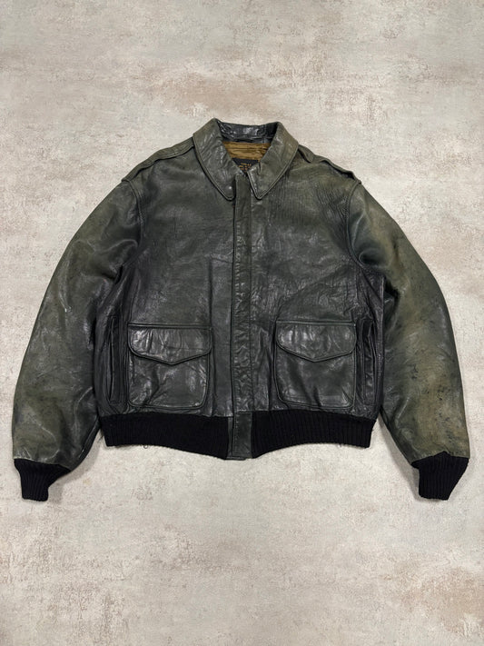 Chaqueta A-2 ‘Perfect Trashed & Sun Faded’ Avirex 80s Vintage - M