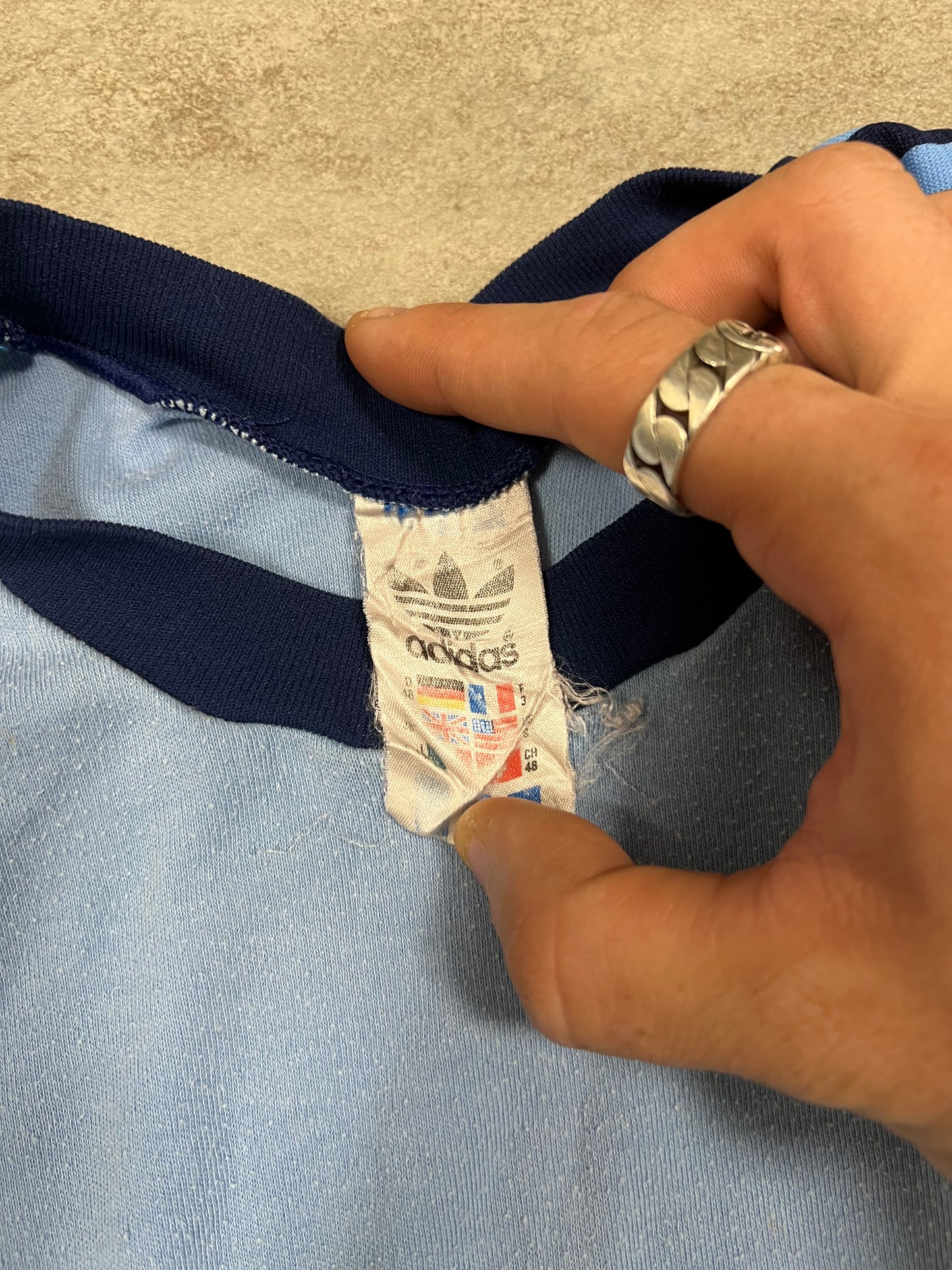 Camiseta Vintage Adidas 80’s -S