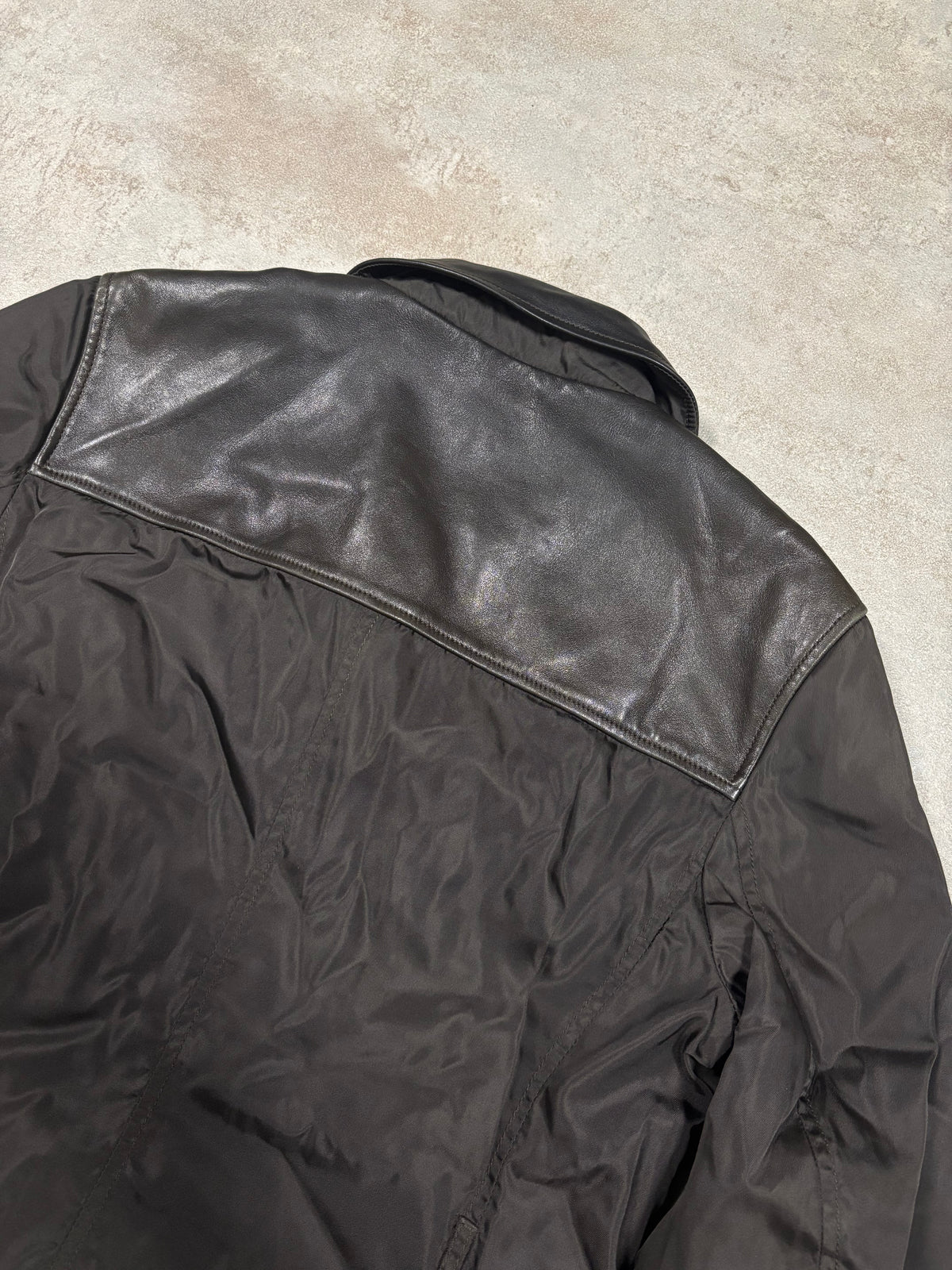 Chaqueta Larga Nylon Cuero Doble Forro Prada Late 90s Vintage - XL