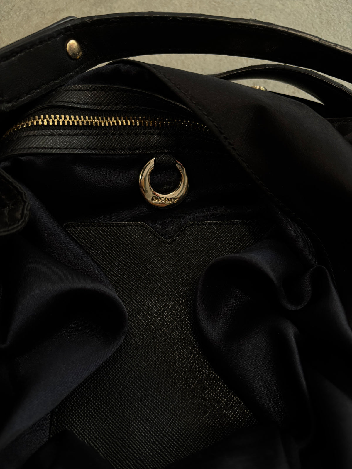 Bolso Satinado DKNY 00s Vintage