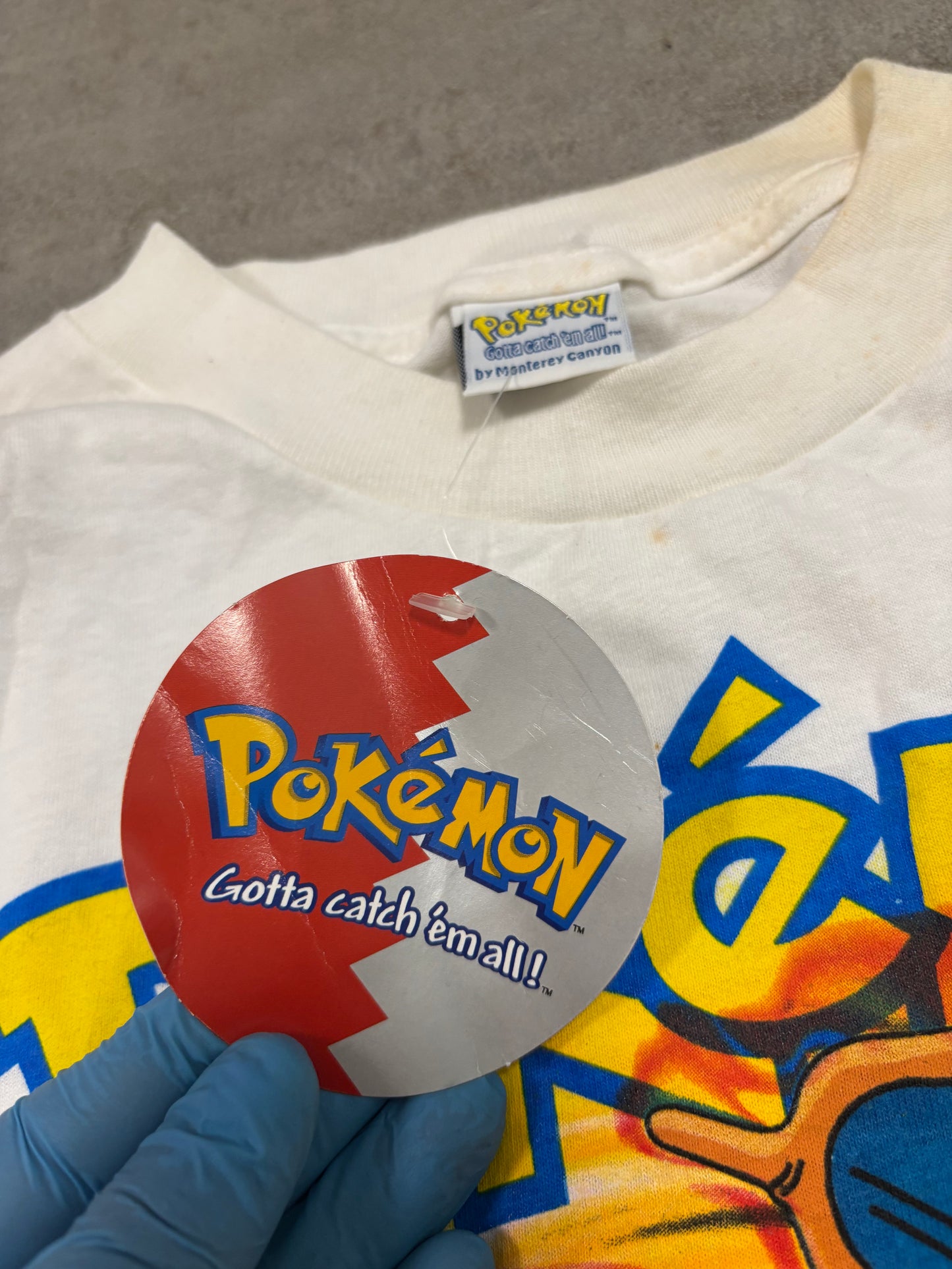 Camiseta Manga Larga Nintendo Pokemon ‘Charizard’ 1999 Deadstock Vintage - S